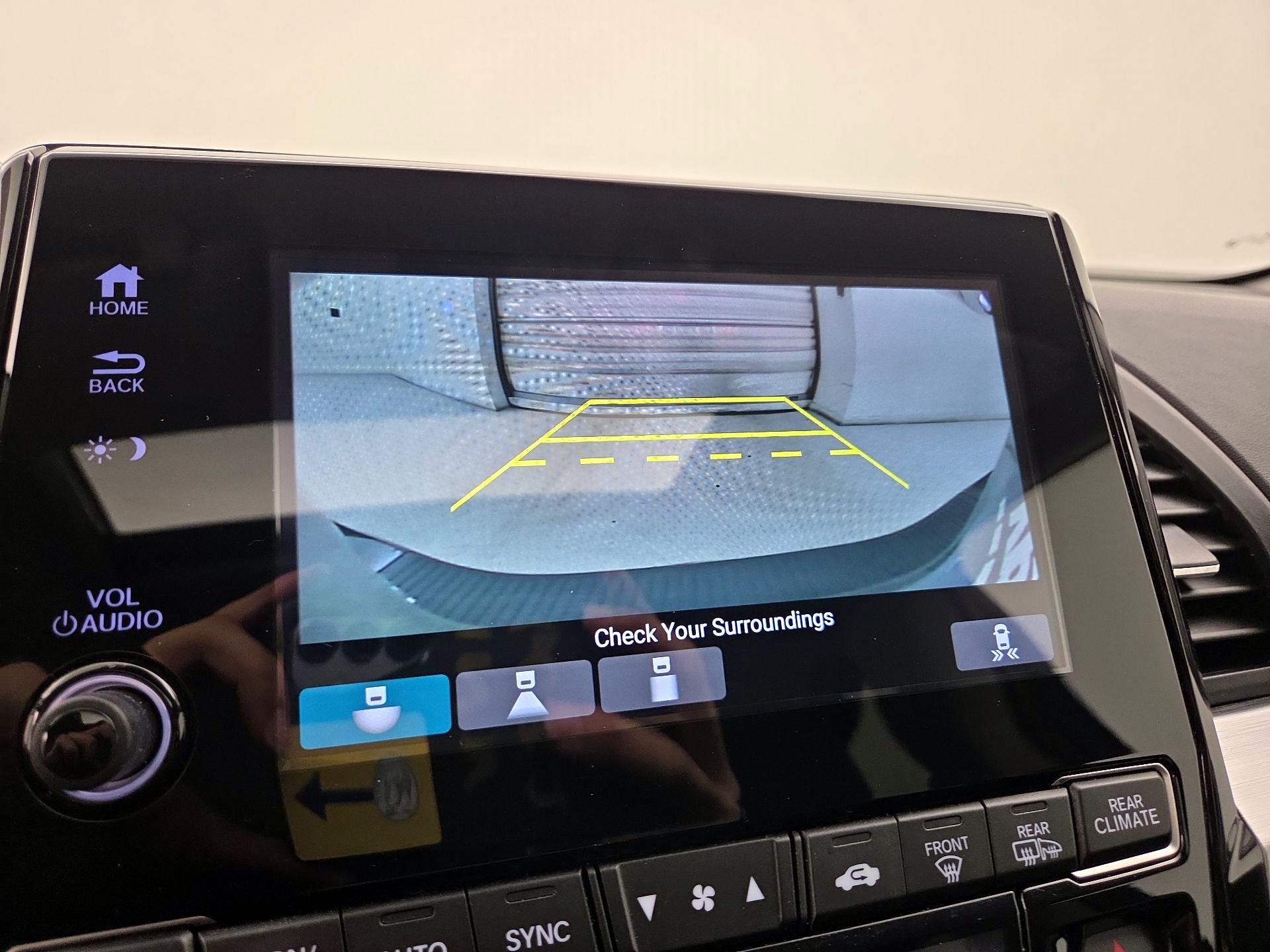 Thumbnail: 2021 Honda Odyssey - 14