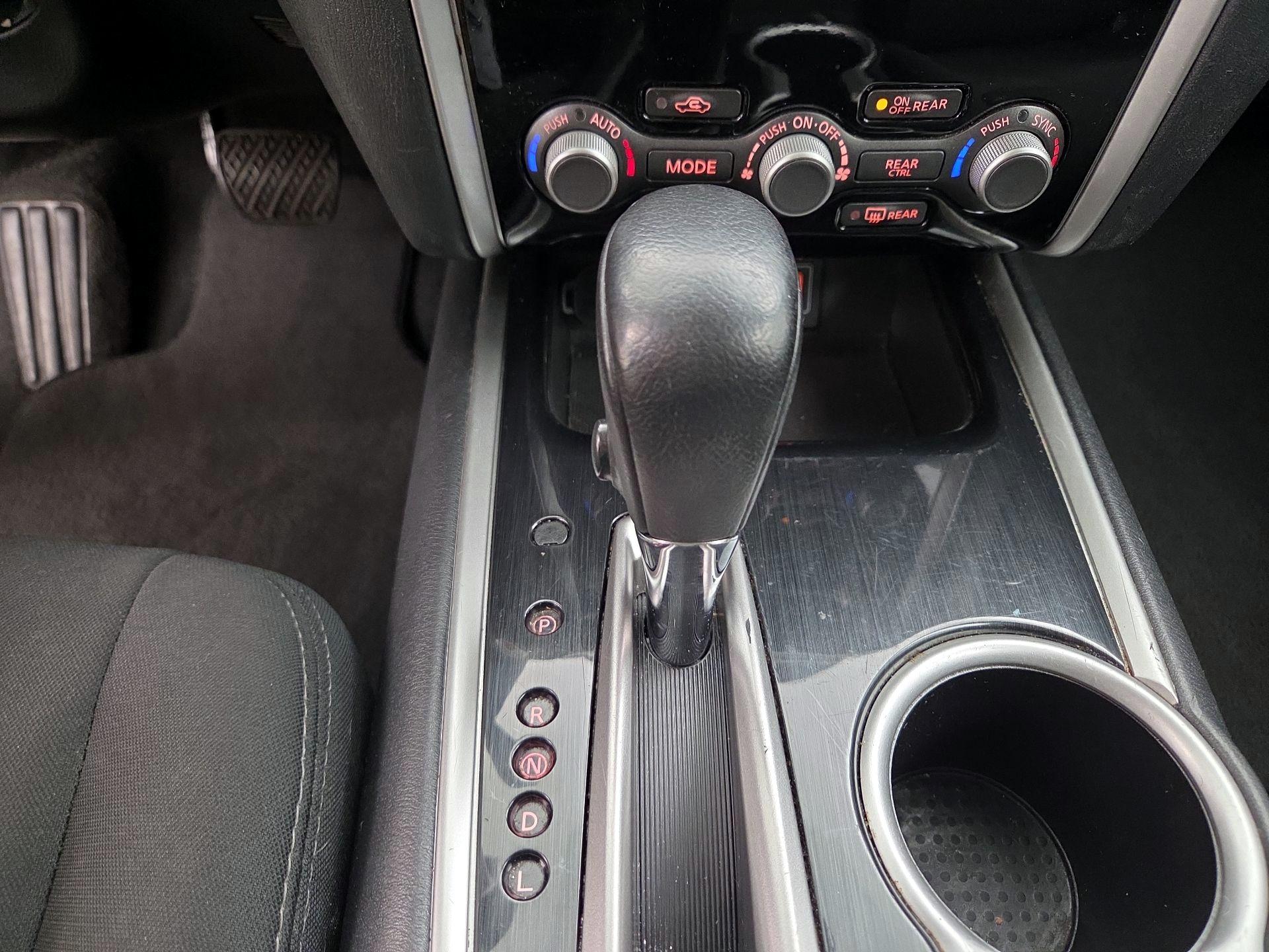 Thumbnail: 2020 Nissan Pathfinder - 17