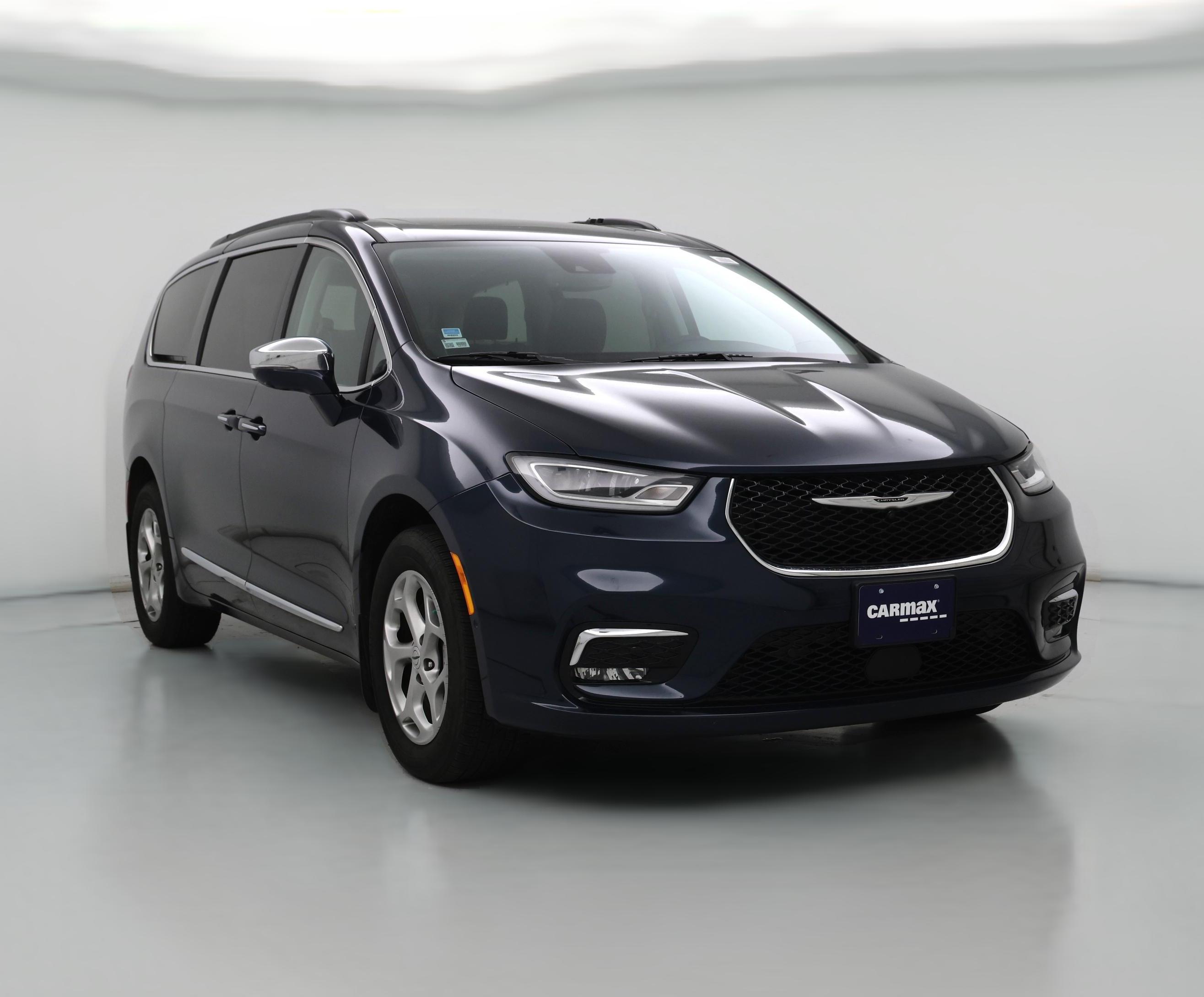 Thumbnail: 2022 Chrysler Pacifica - 1