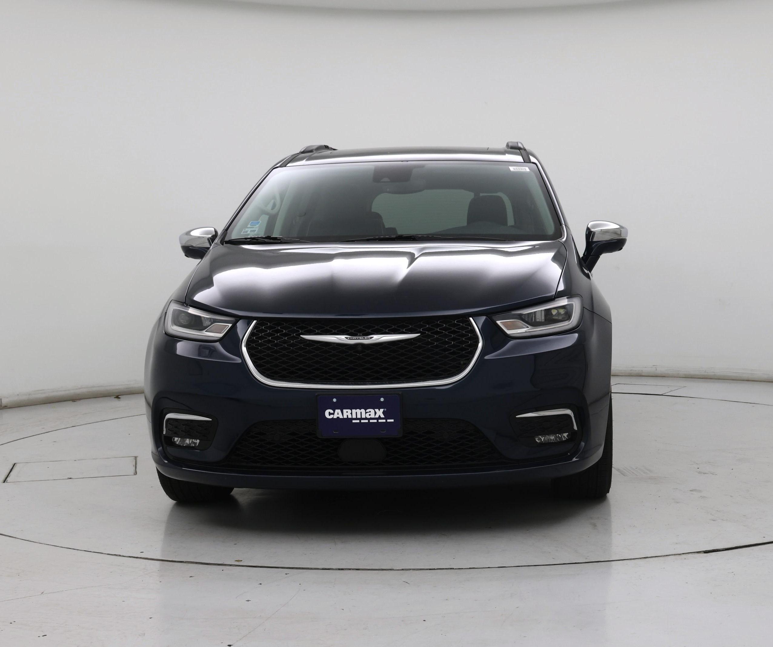 Thumbnail: 2022 Chrysler Pacifica - 5