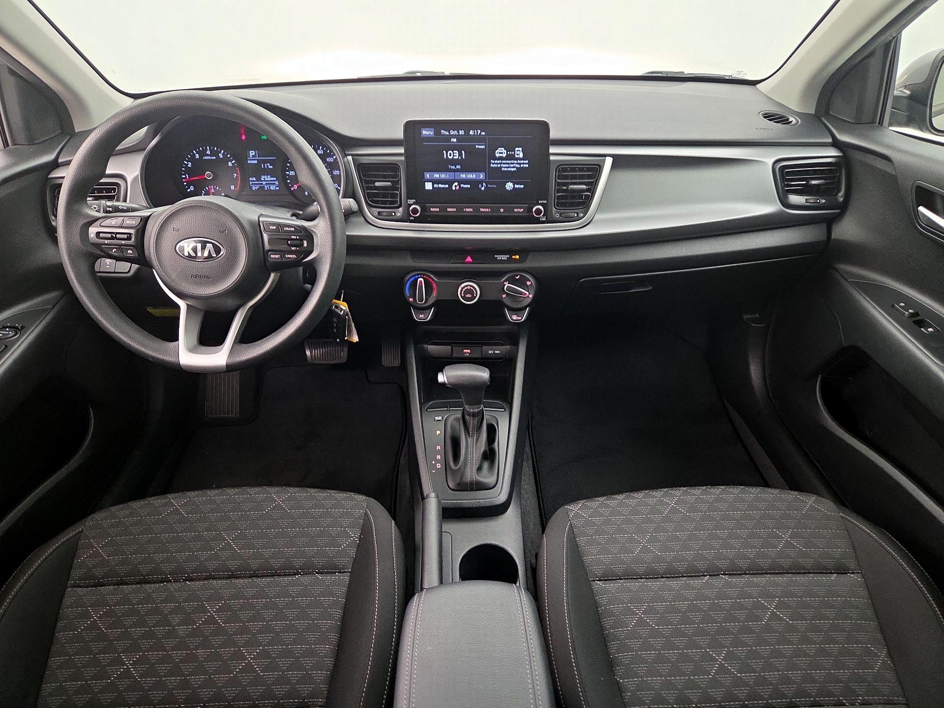 Thumbnail: 2021 Kia Rio - 9