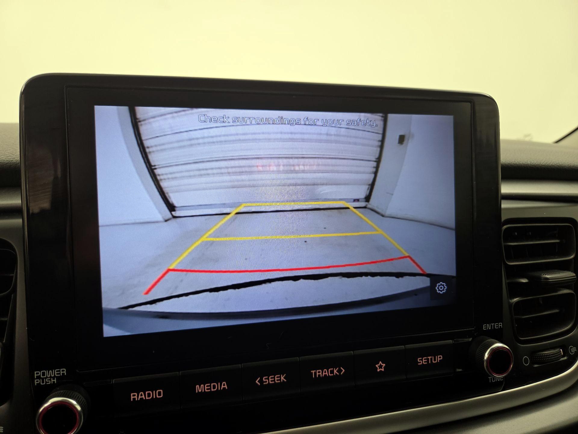 Thumbnail: 2021 Kia Rio - 14