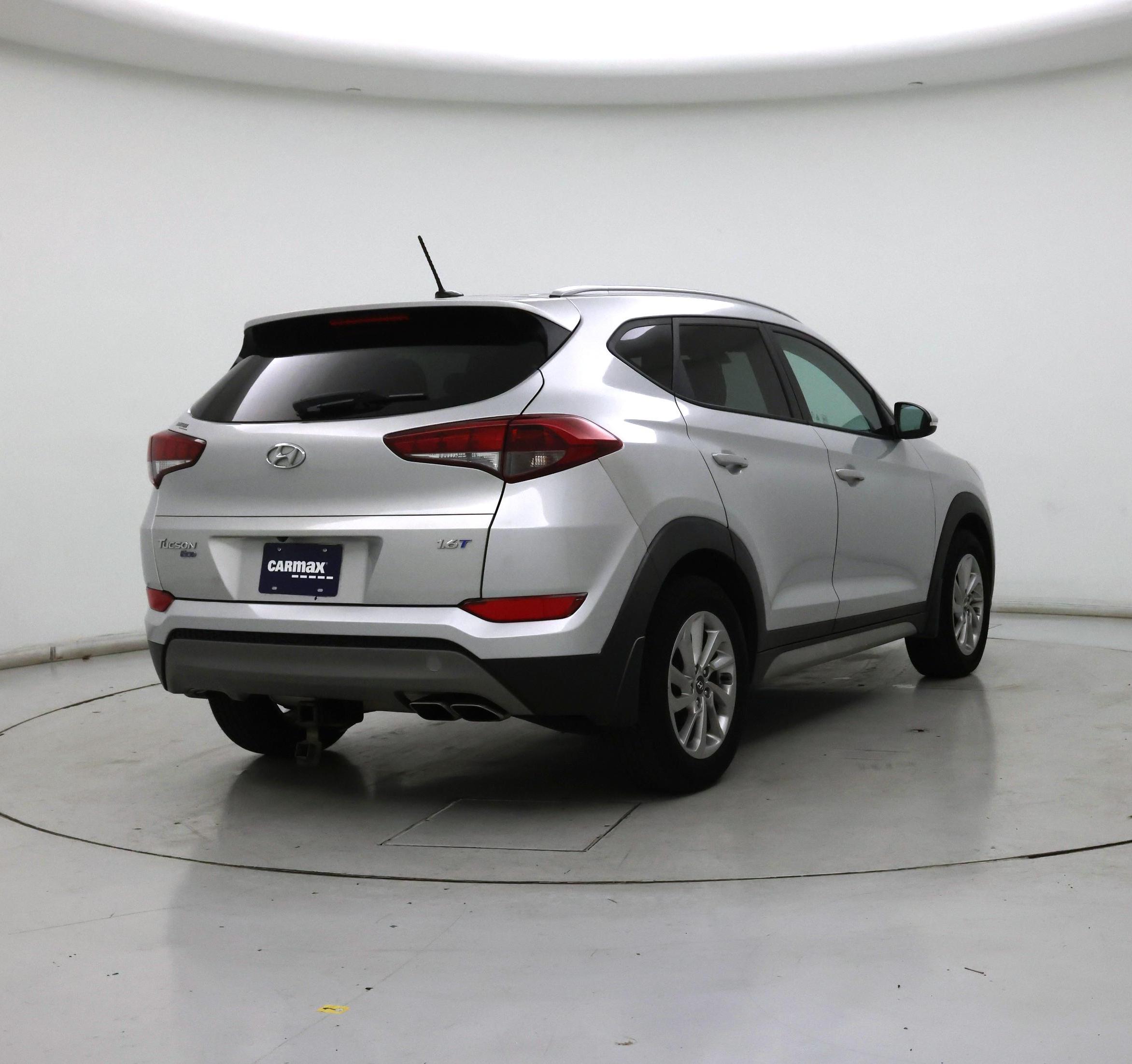 Thumbnail: 2017 Hyundai Tucson - 8