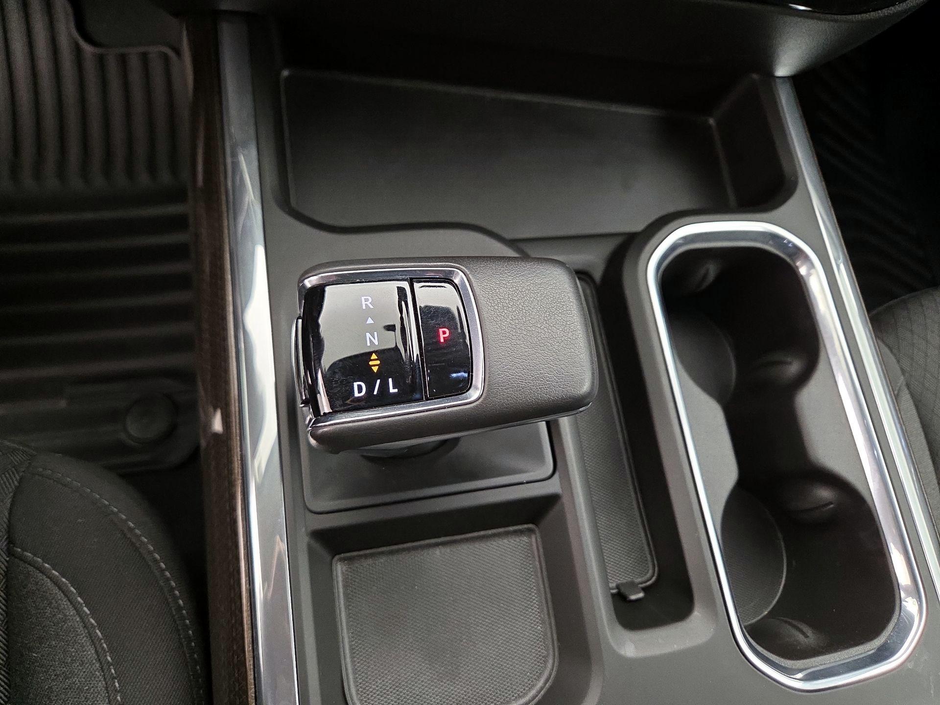 Thumbnail: 2022 Chevrolet Silverado 1500 - 17