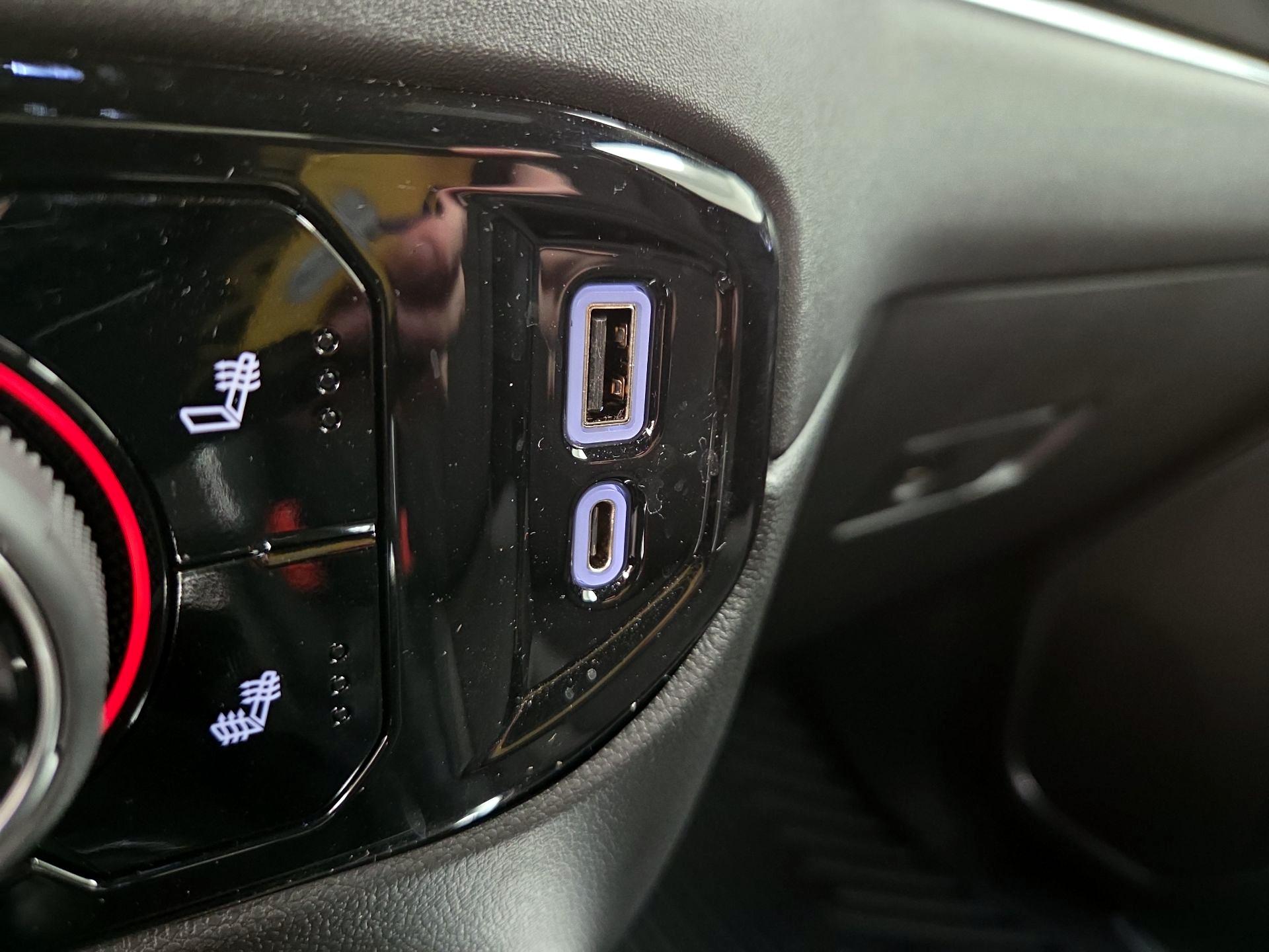 Thumbnail: 2022 Chevrolet Silverado 1500 - 18