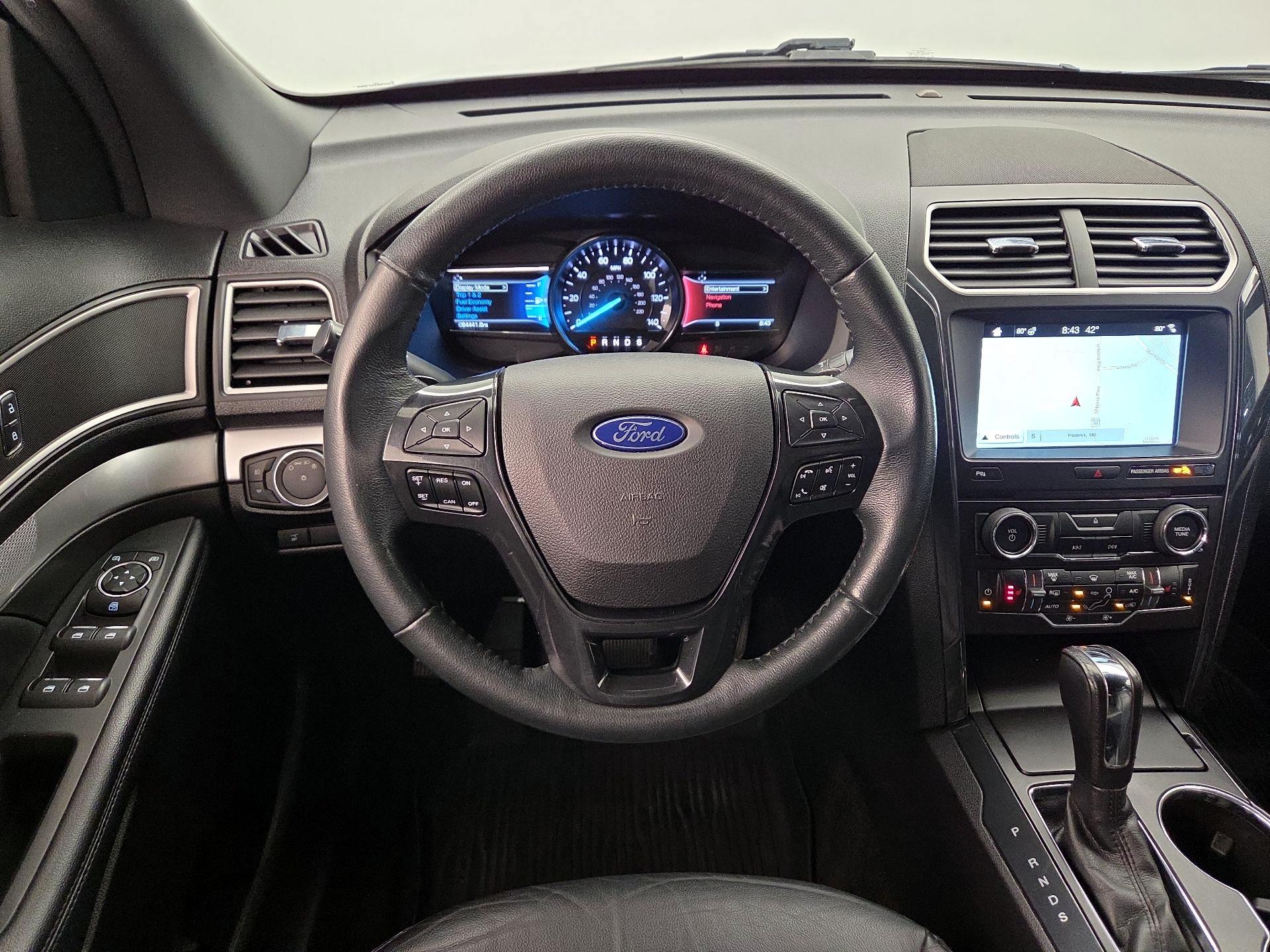 Thumbnail: 2017 Ford Explorer - 10