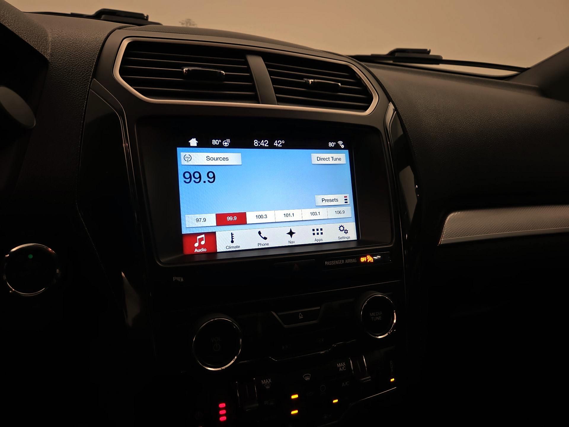 Thumbnail: 2017 Ford Explorer - 16