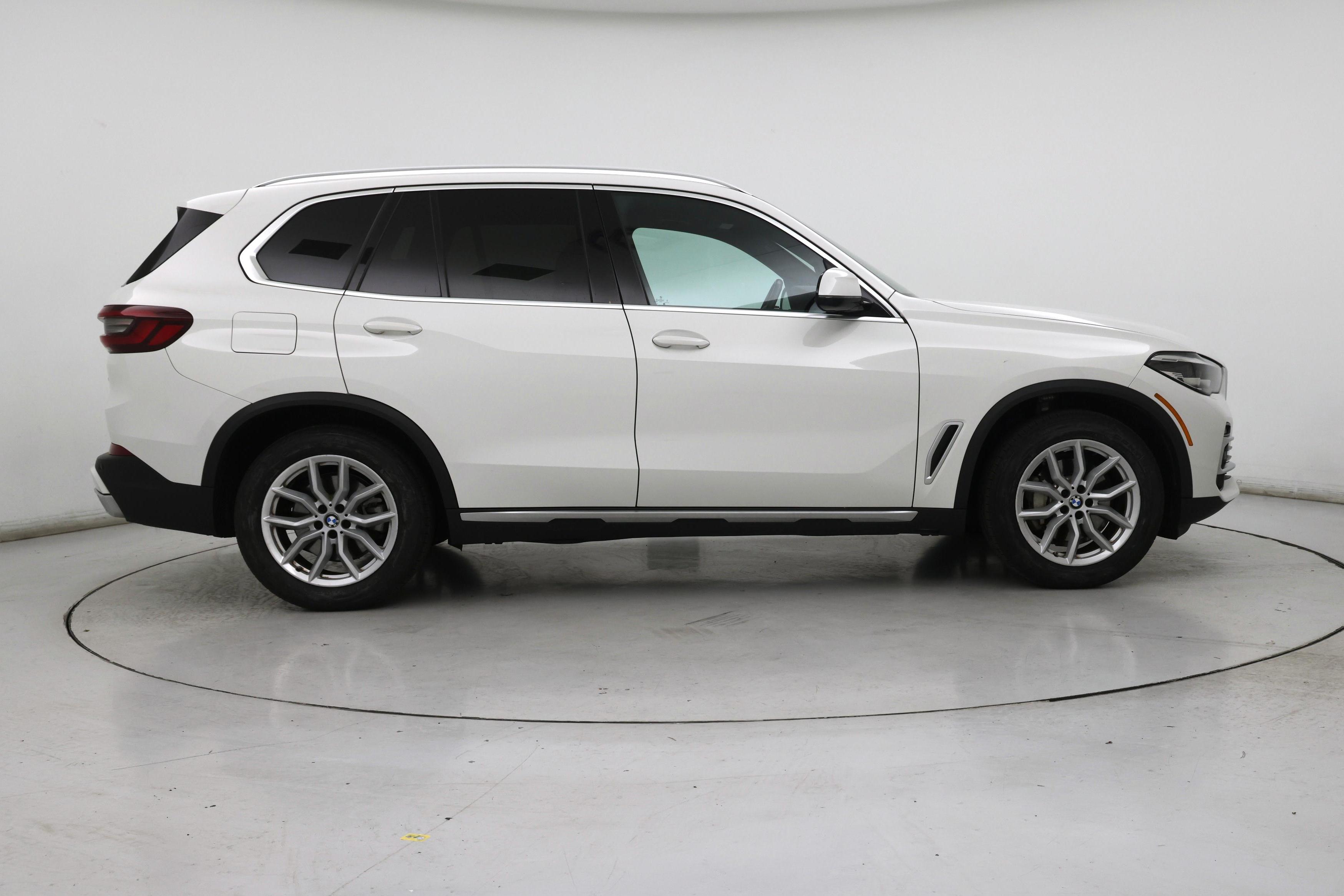 Thumbnail: 2023 BMW X5 - 7