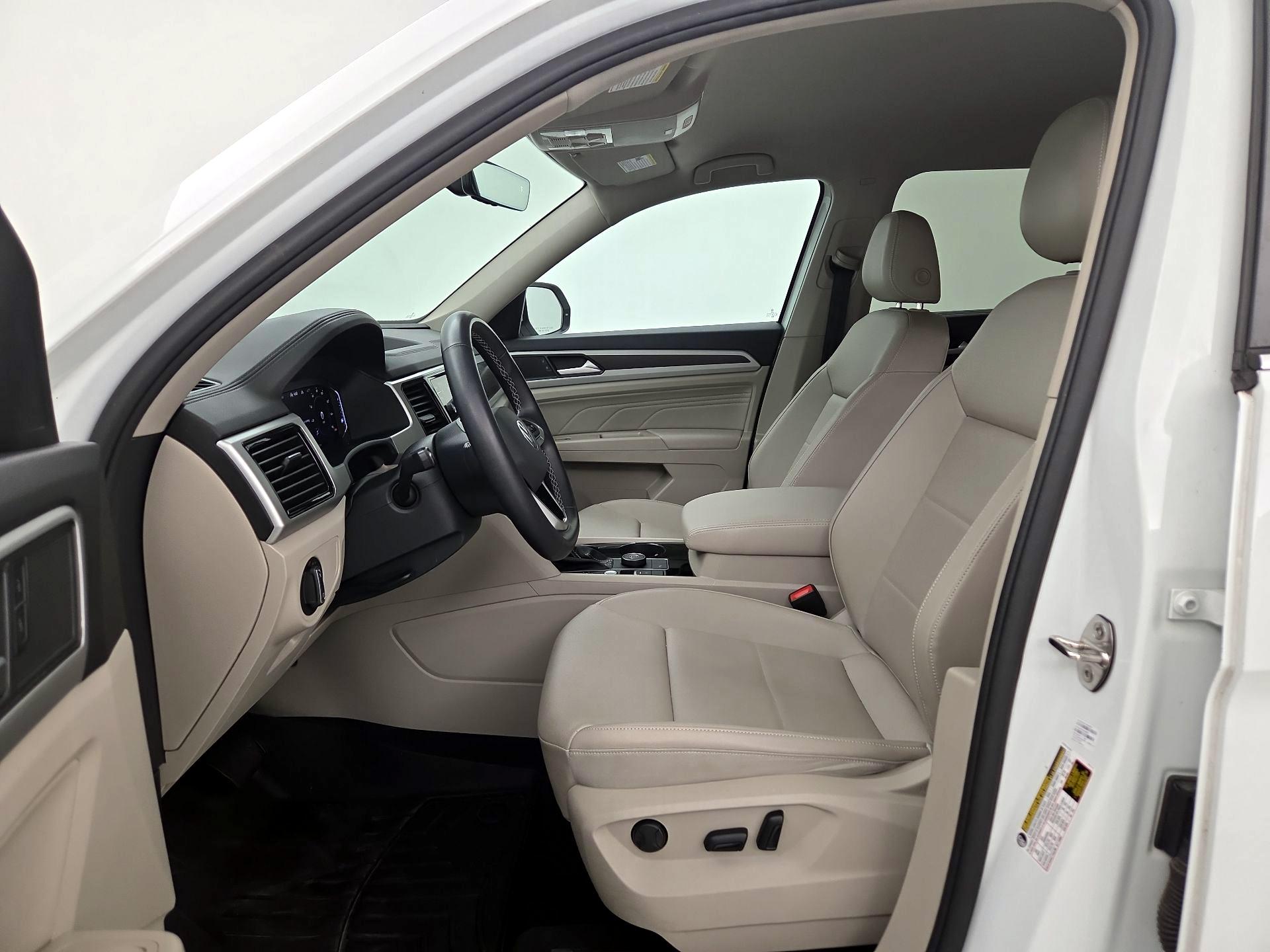 Thumbnail: 2022 Volkswagen Atlas - 11