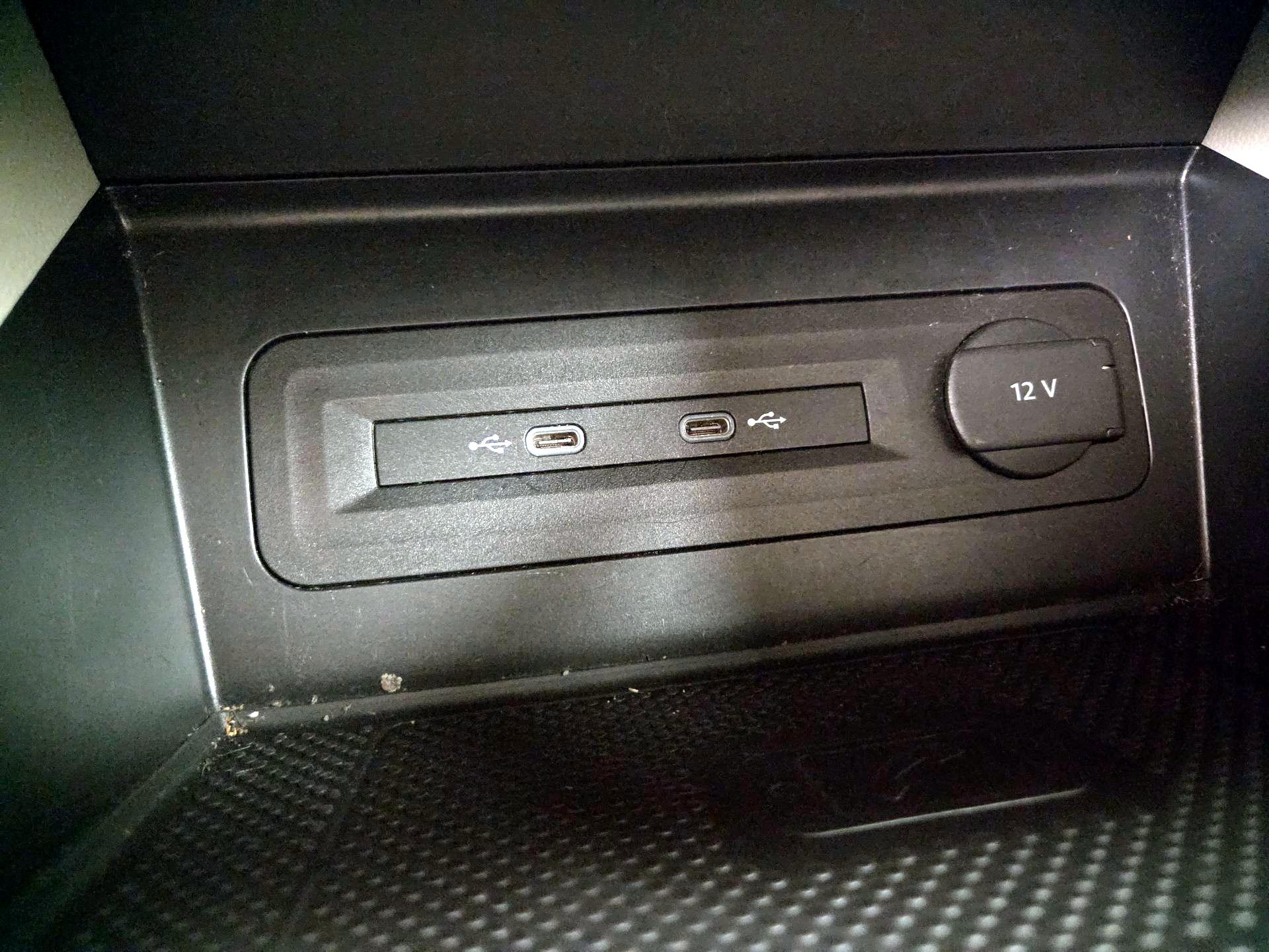 Thumbnail: 2022 Volkswagen Atlas - 18