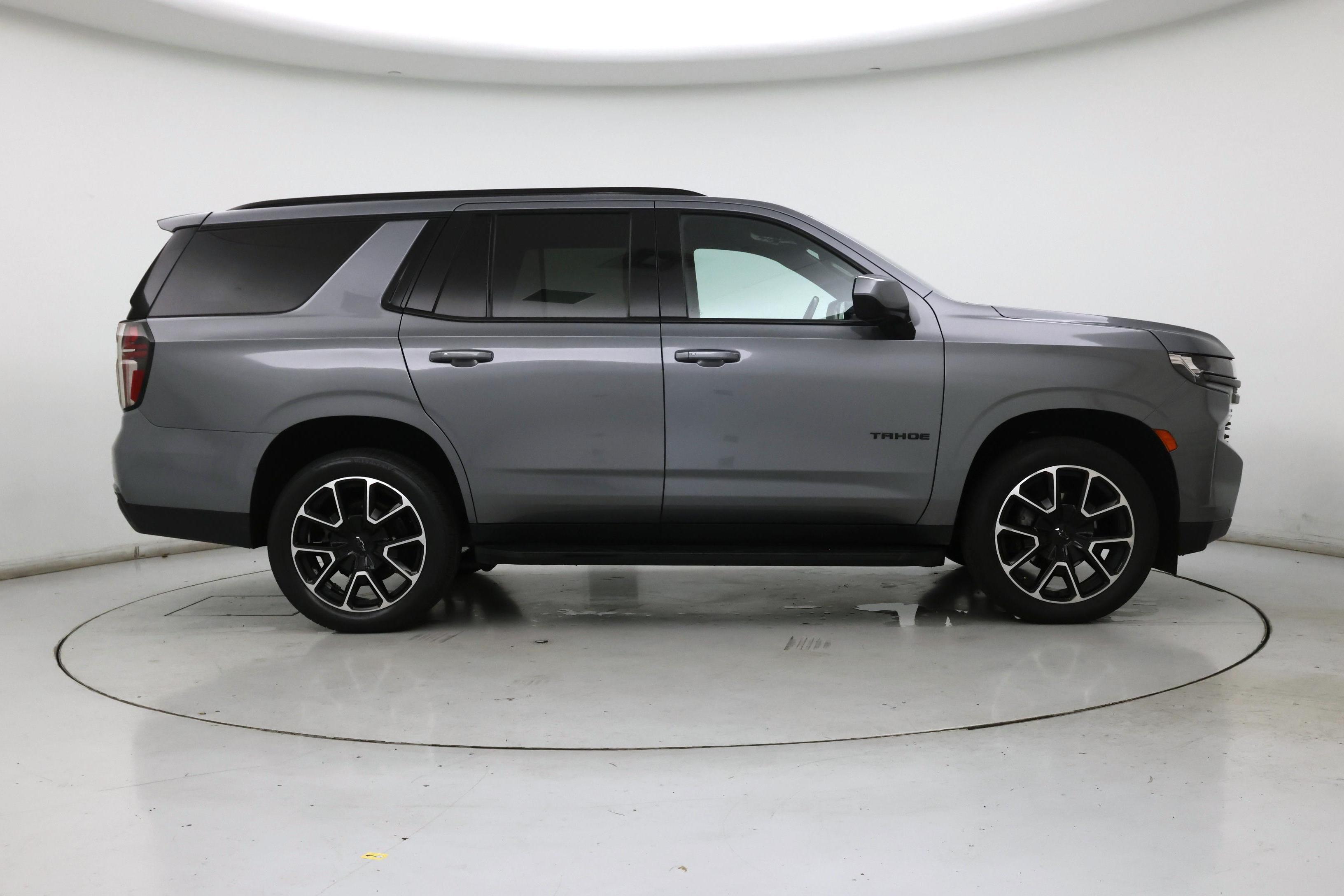 Thumbnail: 2022 Chevrolet Tahoe - 7