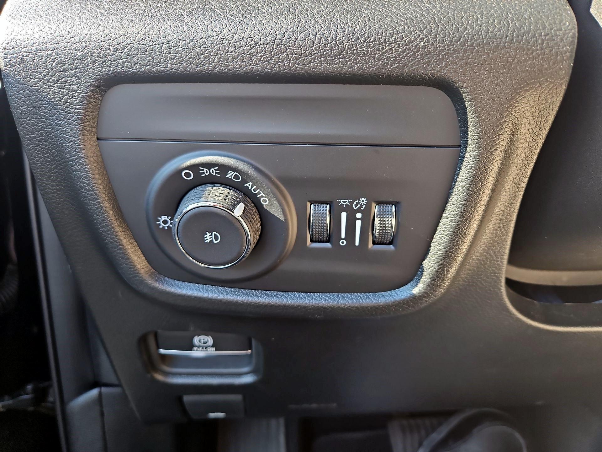 Thumbnail: 2024 Jeep Grand Cherokee - 11