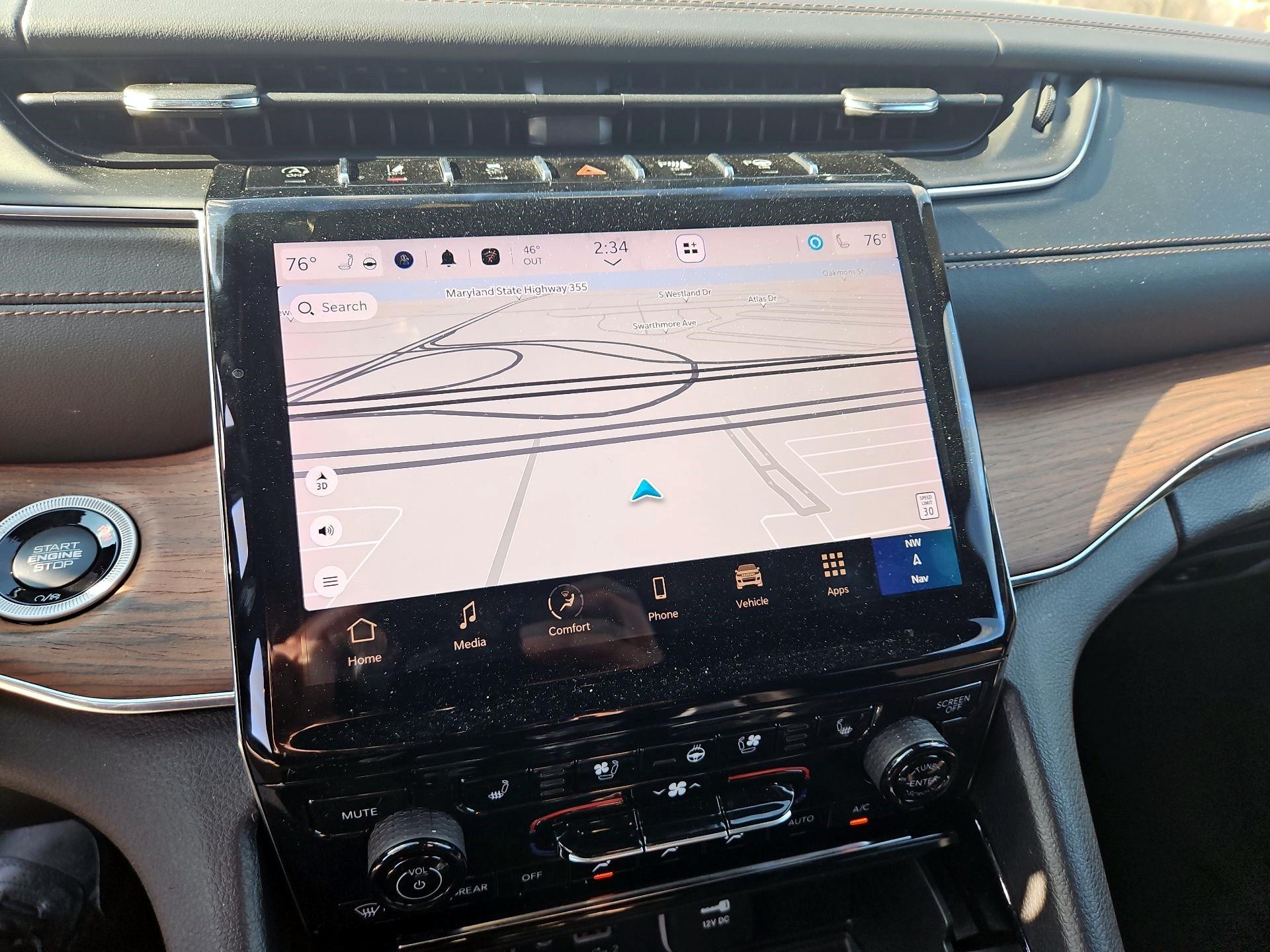 Thumbnail: 2024 Jeep Grand Cherokee - 12