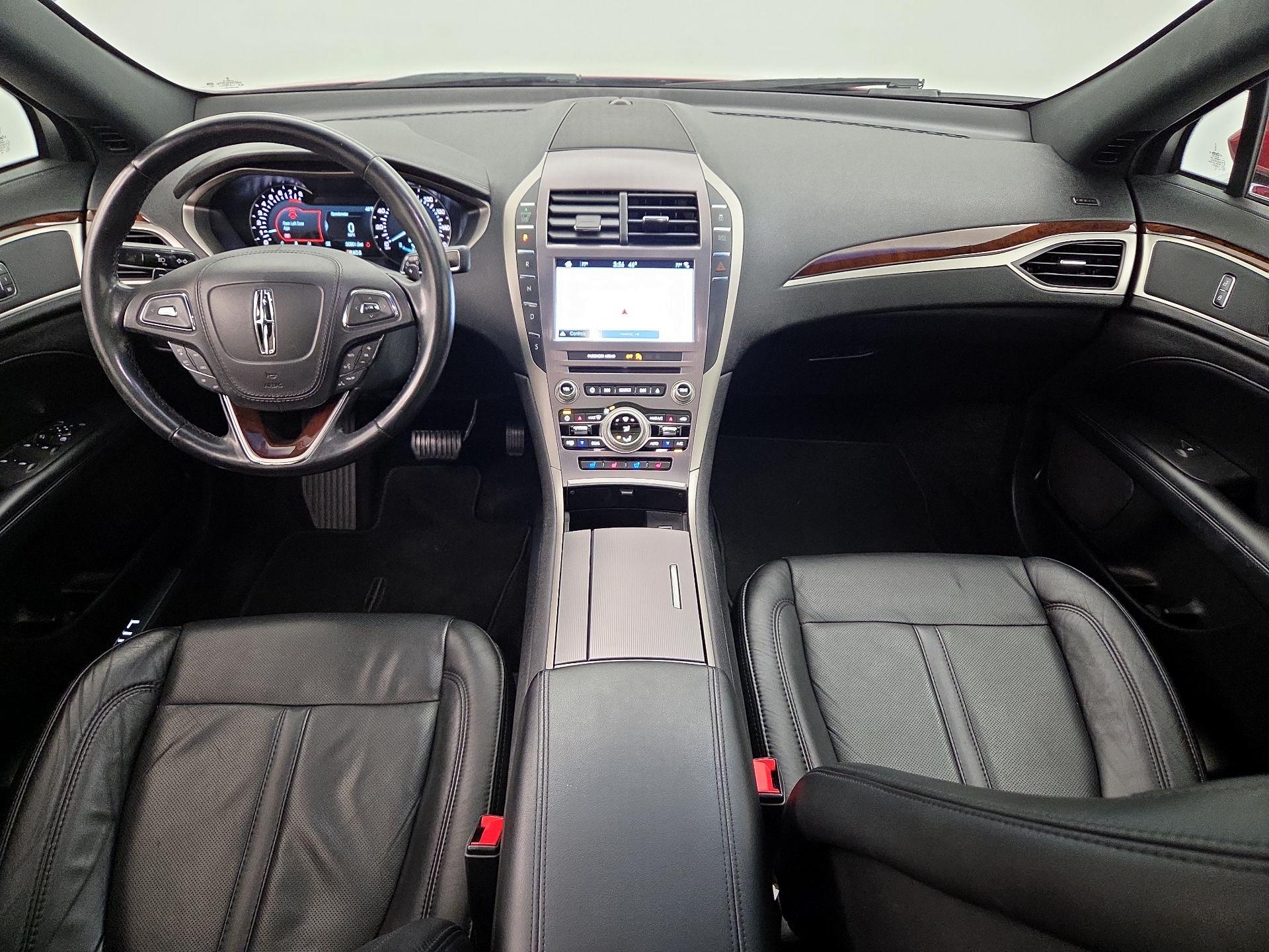 Thumbnail: 2017 Lincoln MKZ - 9