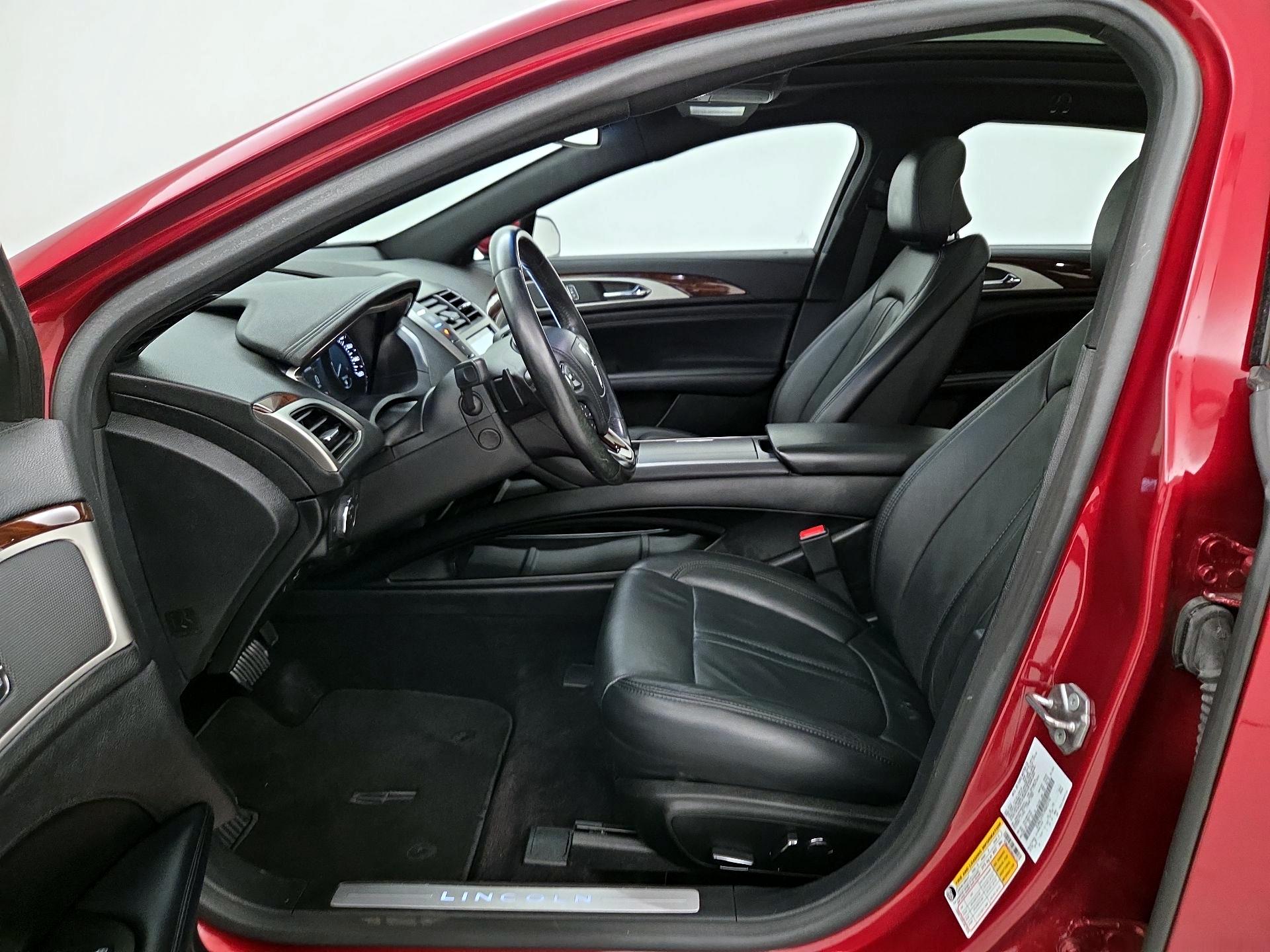 Thumbnail: 2017 Lincoln MKZ - 11