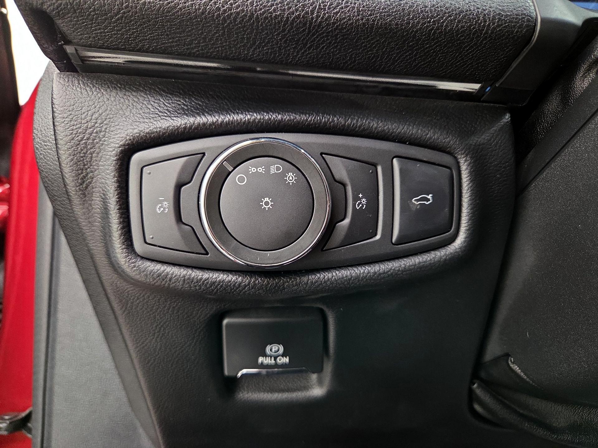 Thumbnail: 2017 Lincoln MKZ - 13