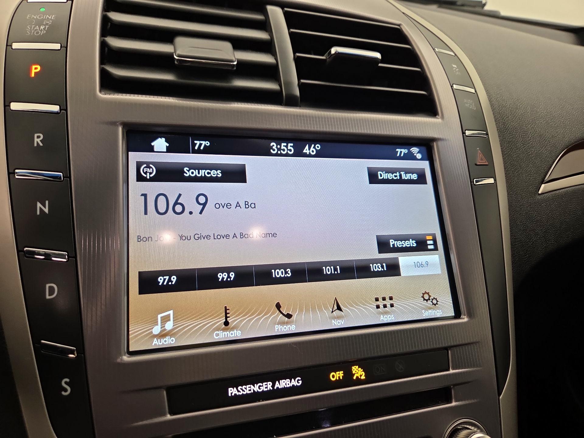 Thumbnail: 2017 Lincoln MKZ - 16