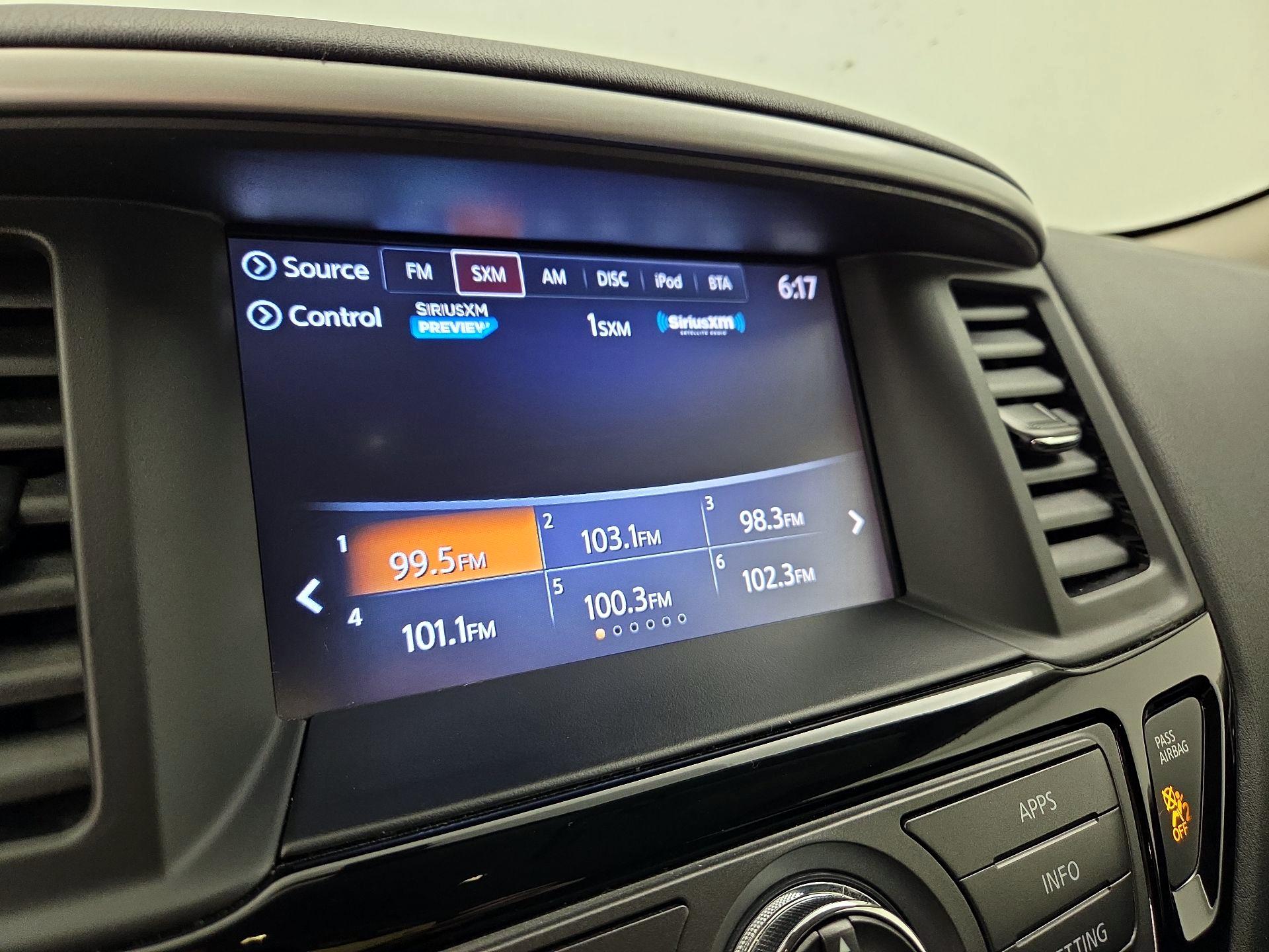 Thumbnail: 2019 Nissan Pathfinder - 15