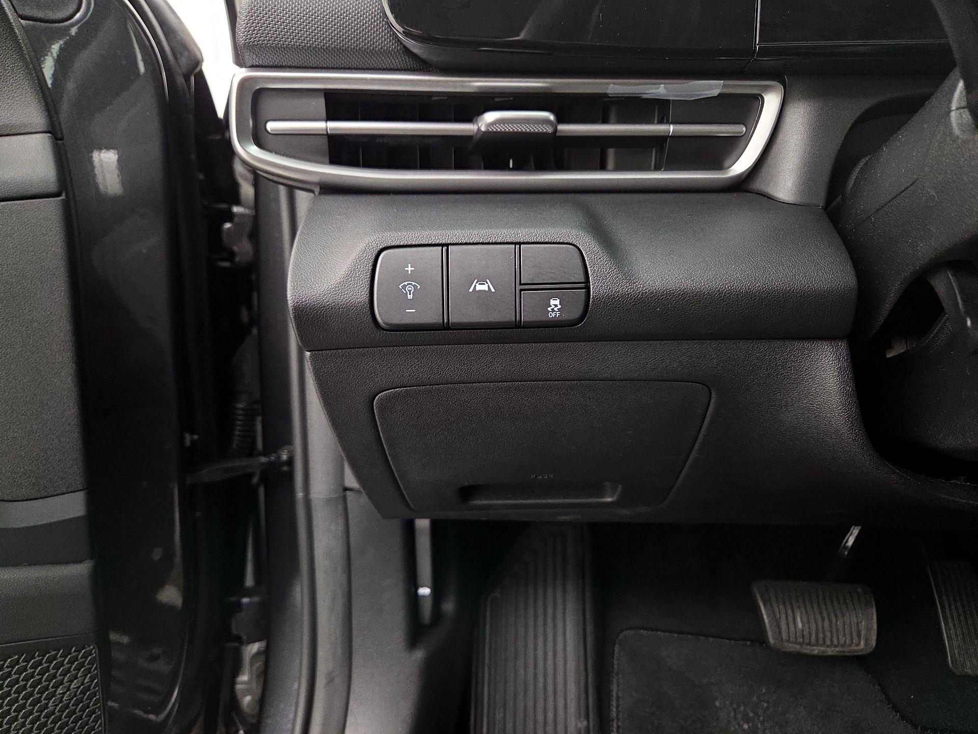 Thumbnail: 2023 Hyundai Elantra - 13