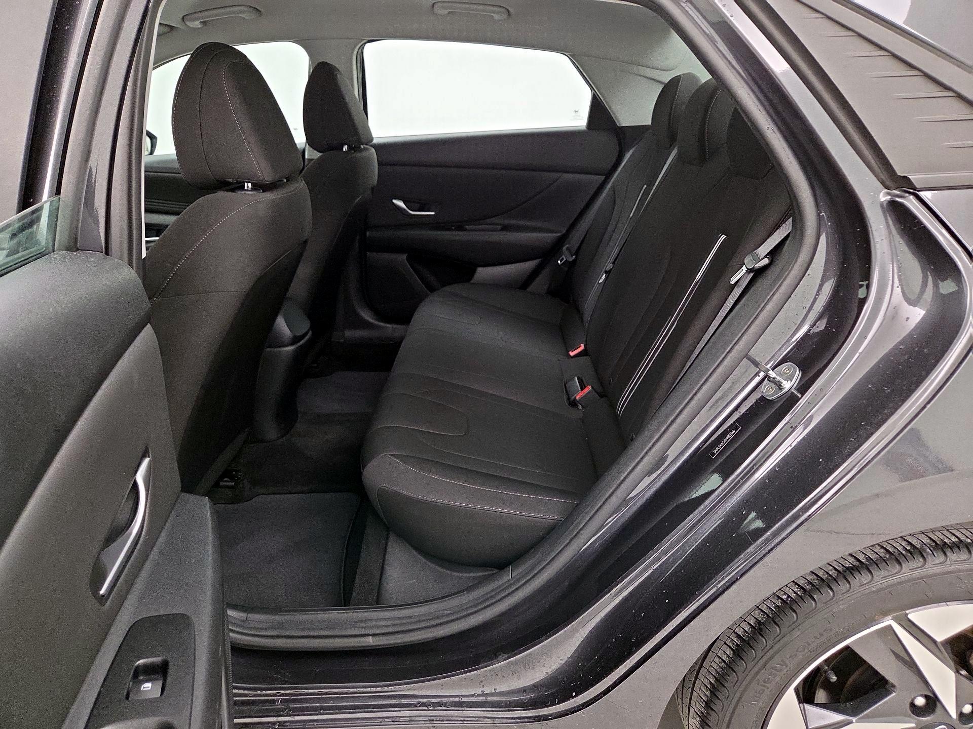 Thumbnail: 2023 Hyundai Elantra - 20