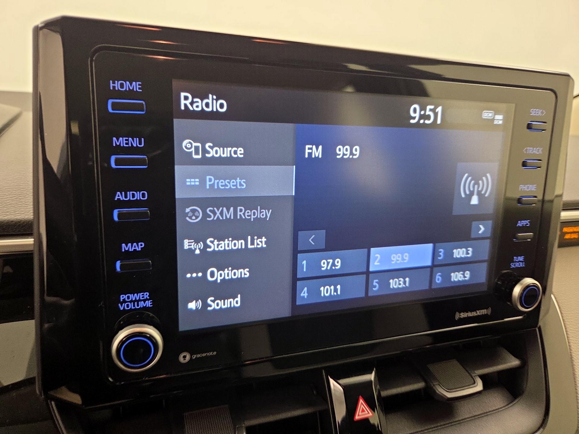 Thumbnail: 2022 Toyota Corolla - 15