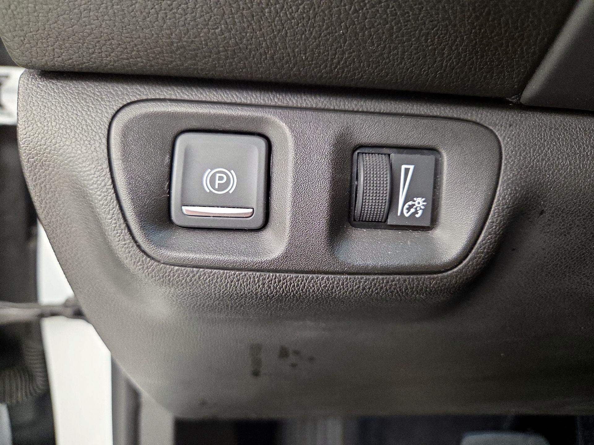 Thumbnail: 2021 GMC Acadia - 13