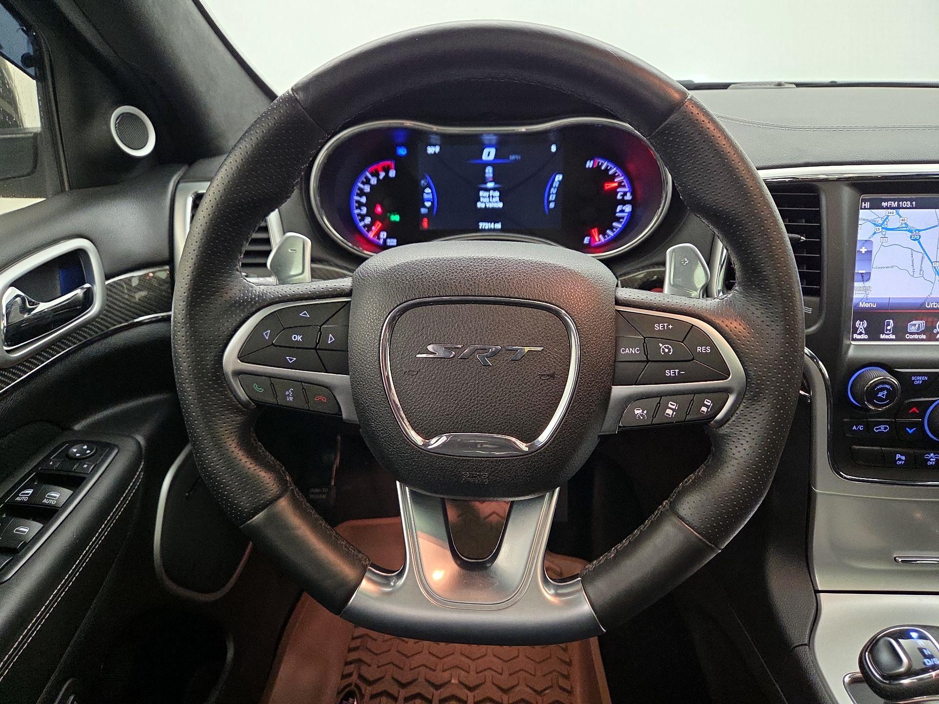 Thumbnail: 2015 Jeep Grand Cherokee - 10