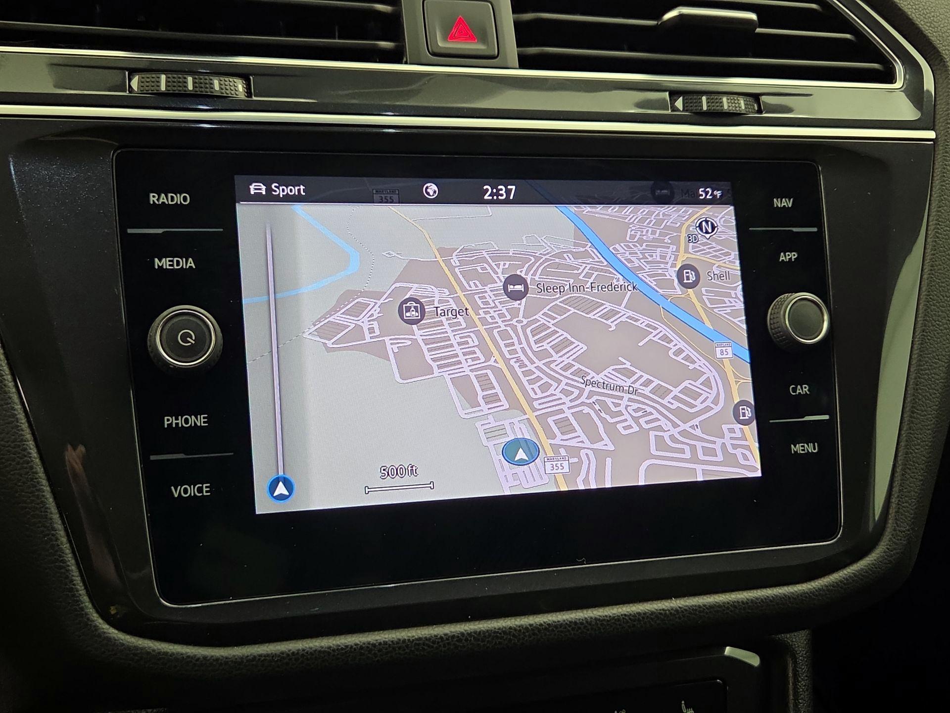 Thumbnail: 2022 Volkswagen Tiguan - 14