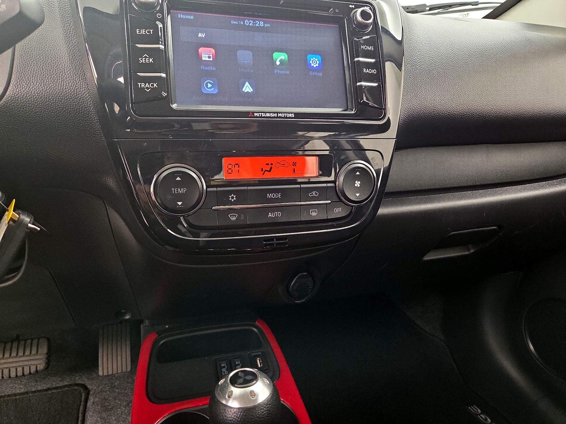 Thumbnail: 2020 Mitsubishi Mirage - 16