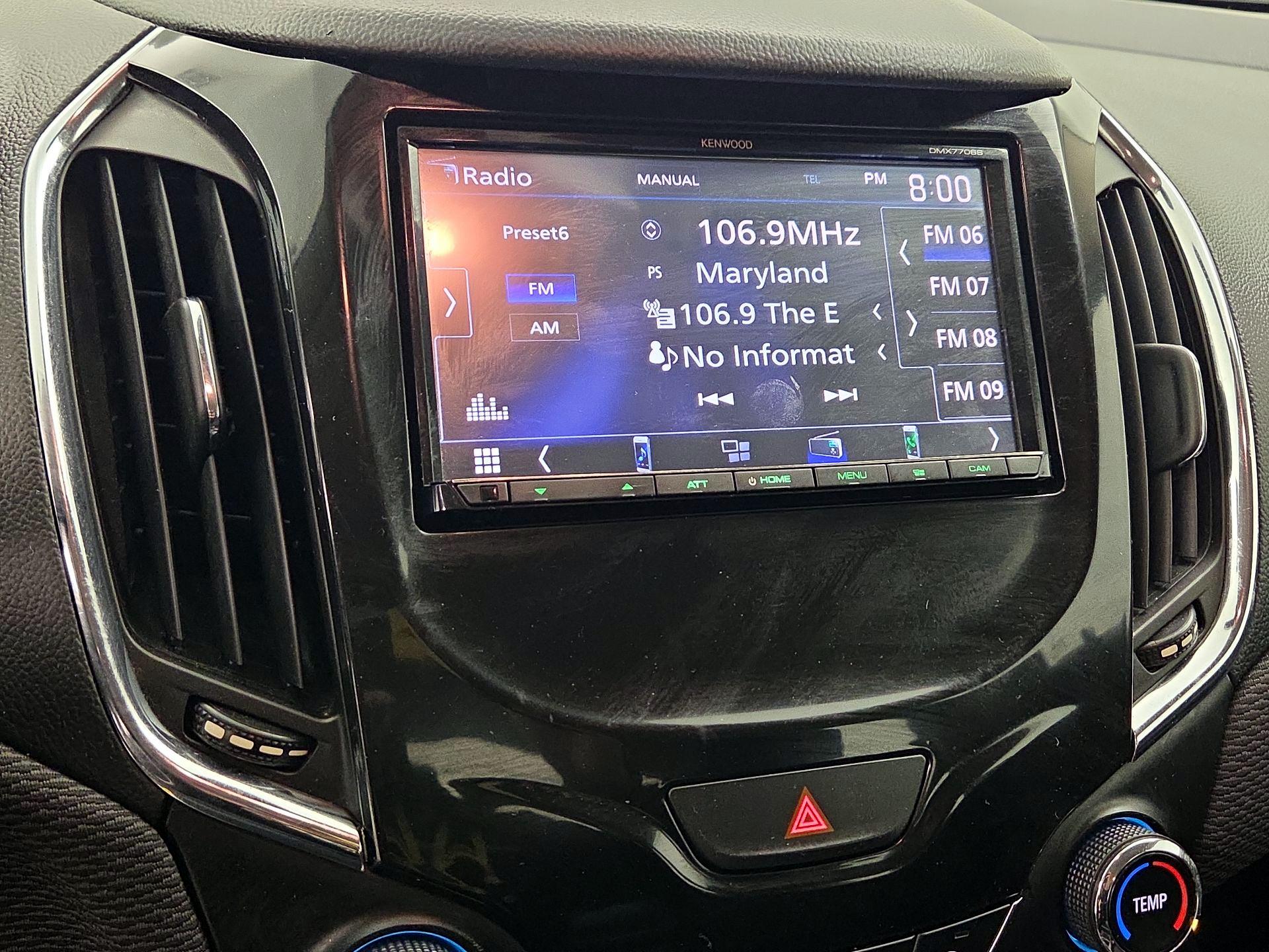 Thumbnail: 2017 Chevrolet Cruze - 14