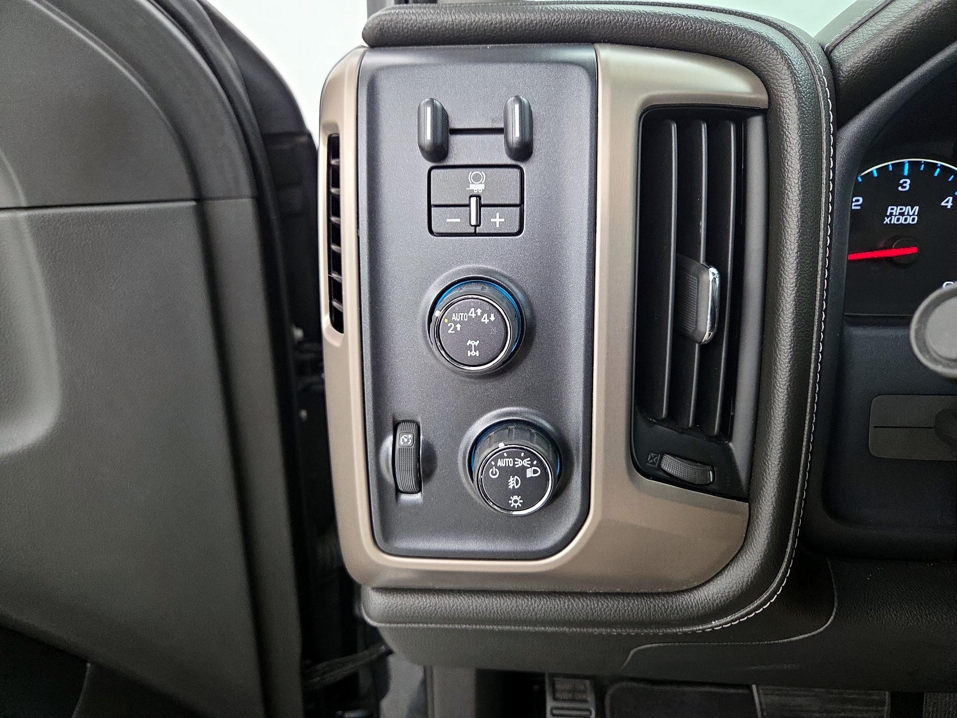 Thumbnail: 2017 GMC Sierra 1500 - 13