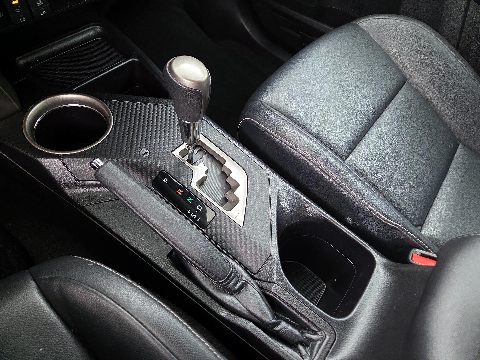 Thumbnail: 2015 Toyota RAV4 - 18