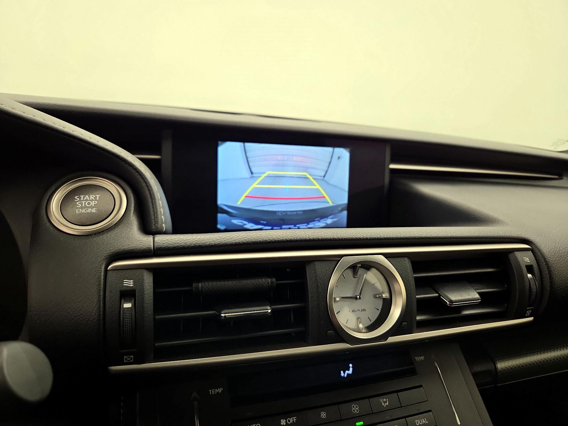 Thumbnail: 2017 Lexus RC - 15