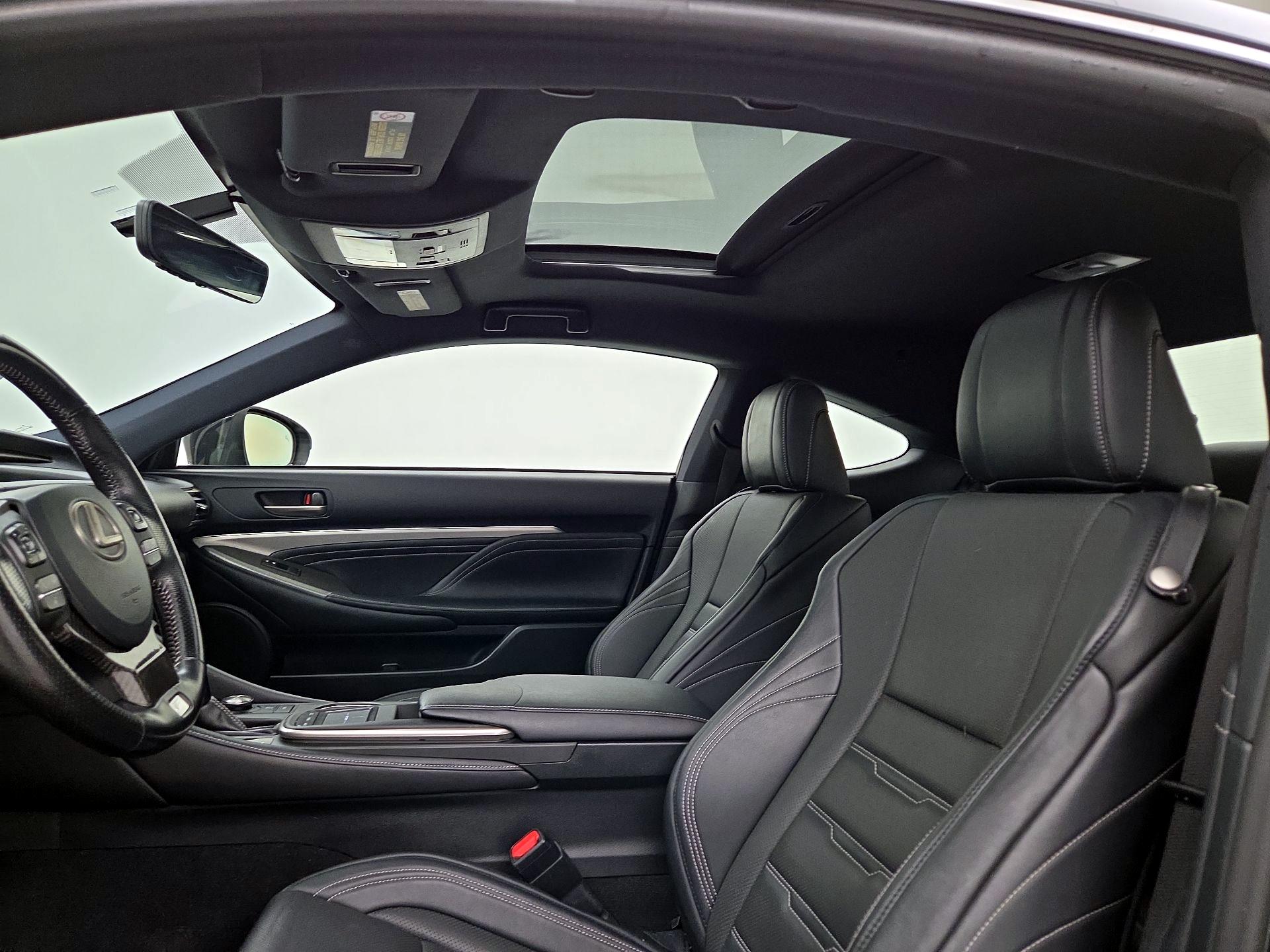 Thumbnail: 2017 Lexus RC - 20