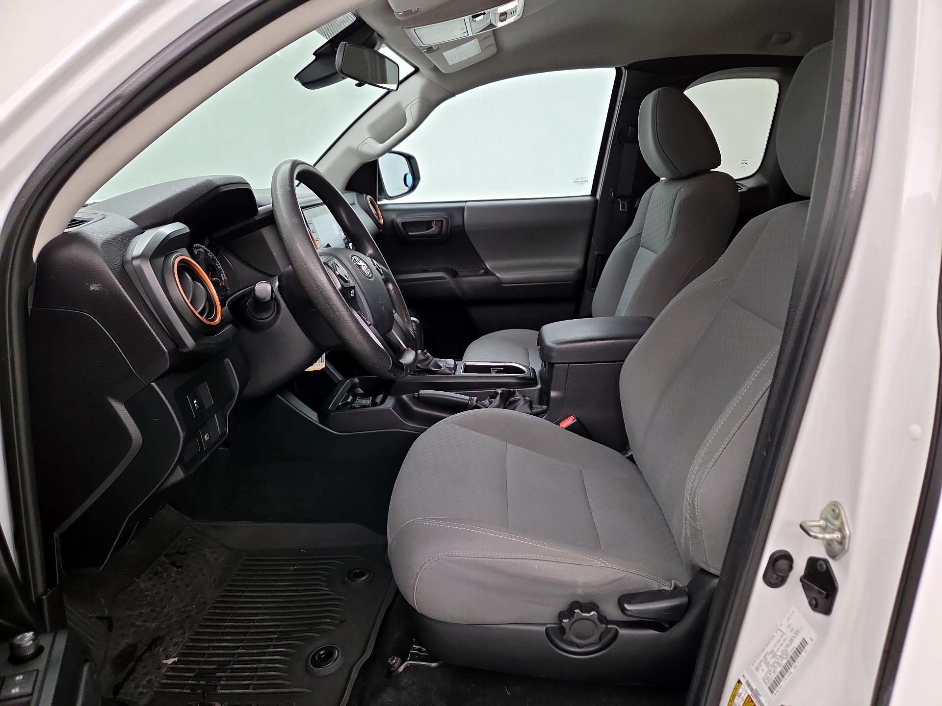 Thumbnail: 2020 Toyota Tacoma - 11