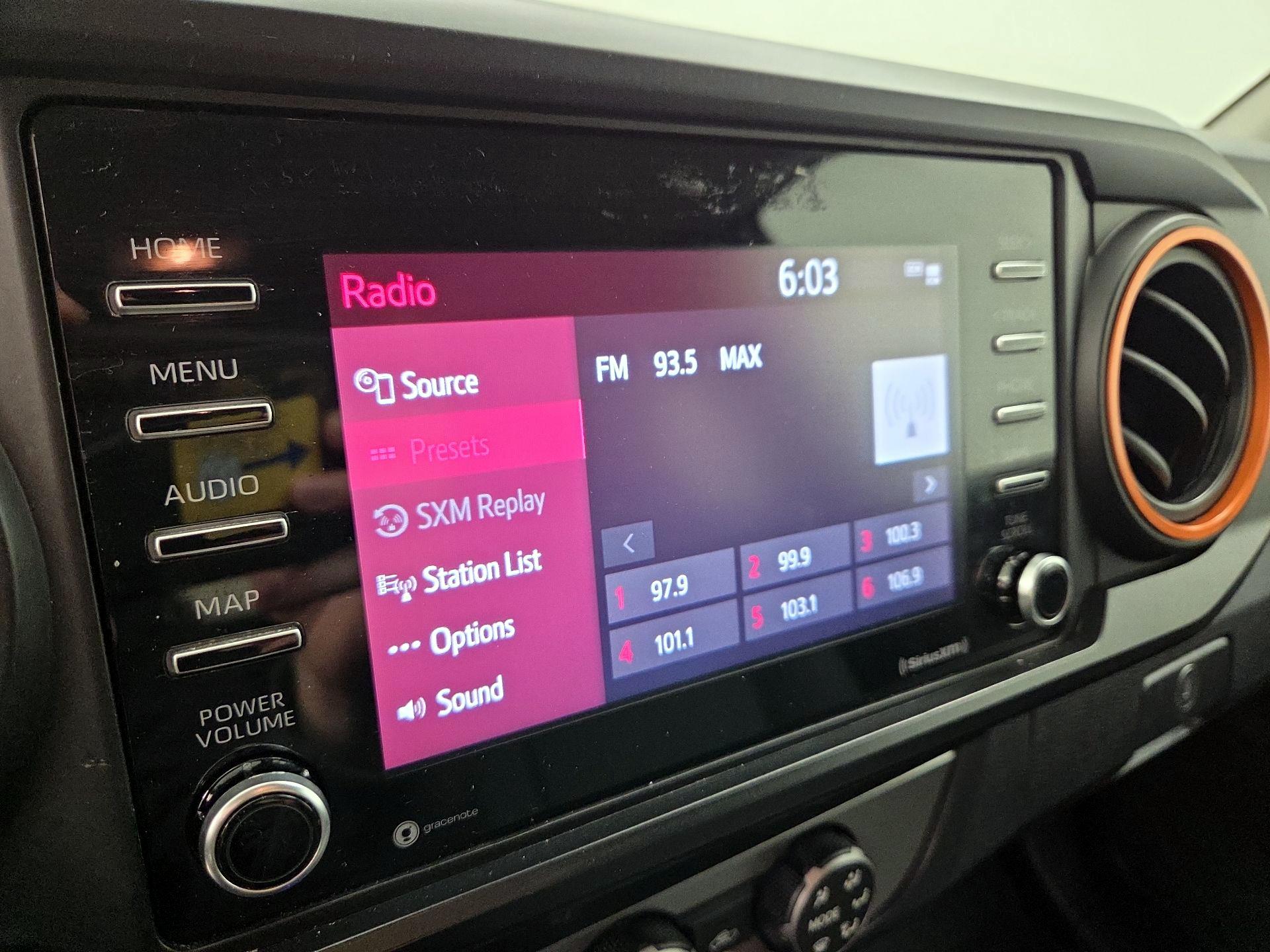 Thumbnail: 2020 Toyota Tacoma - 15