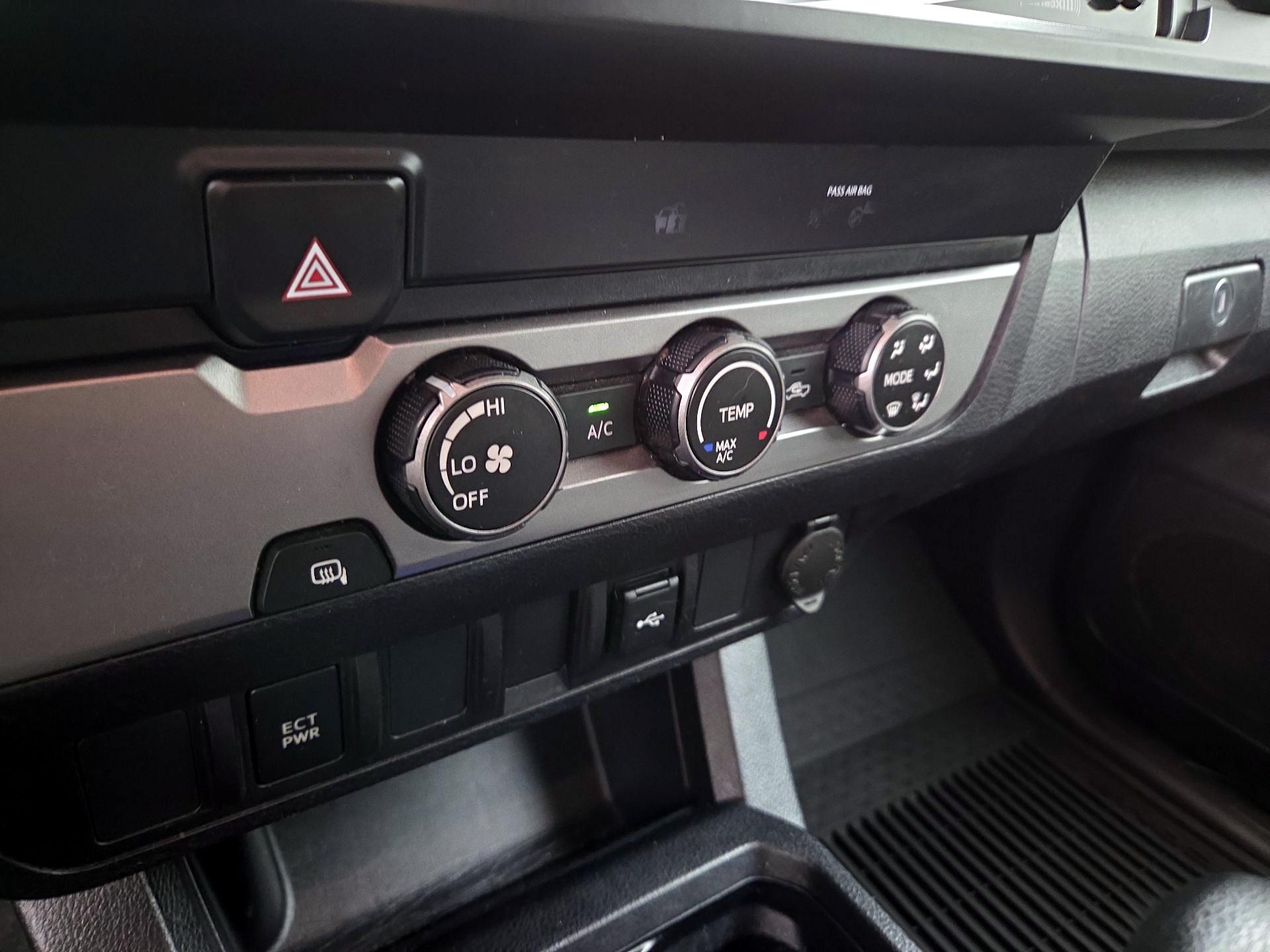 Thumbnail: 2020 Toyota Tacoma - 16