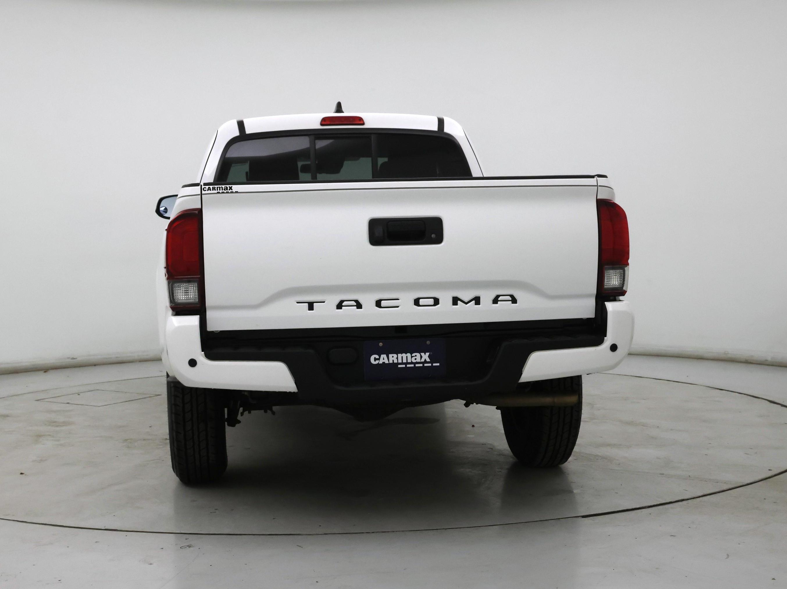 Thumbnail: 2020 Toyota Tacoma - 6