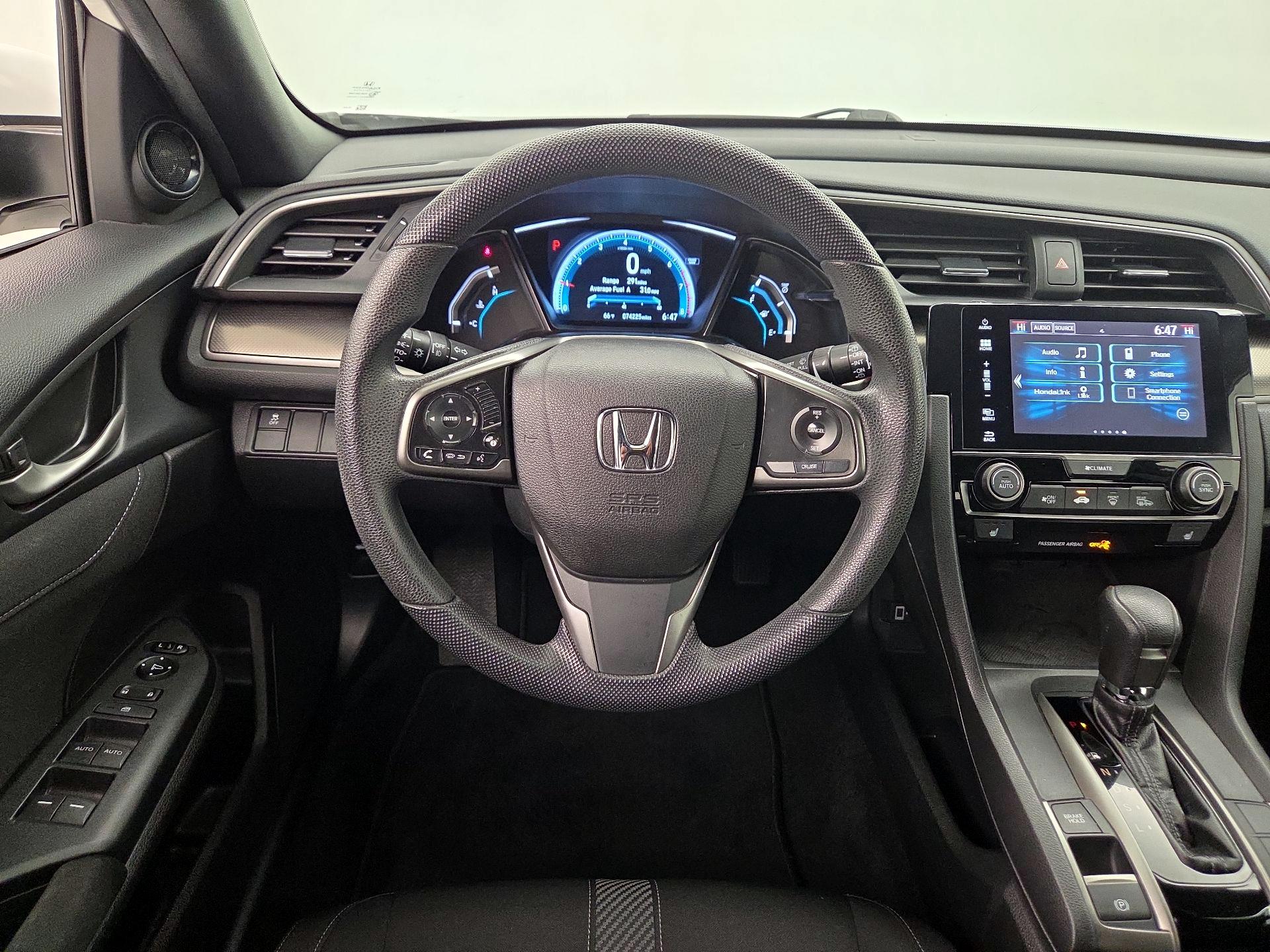 Thumbnail: 2017 Honda Civic - 10