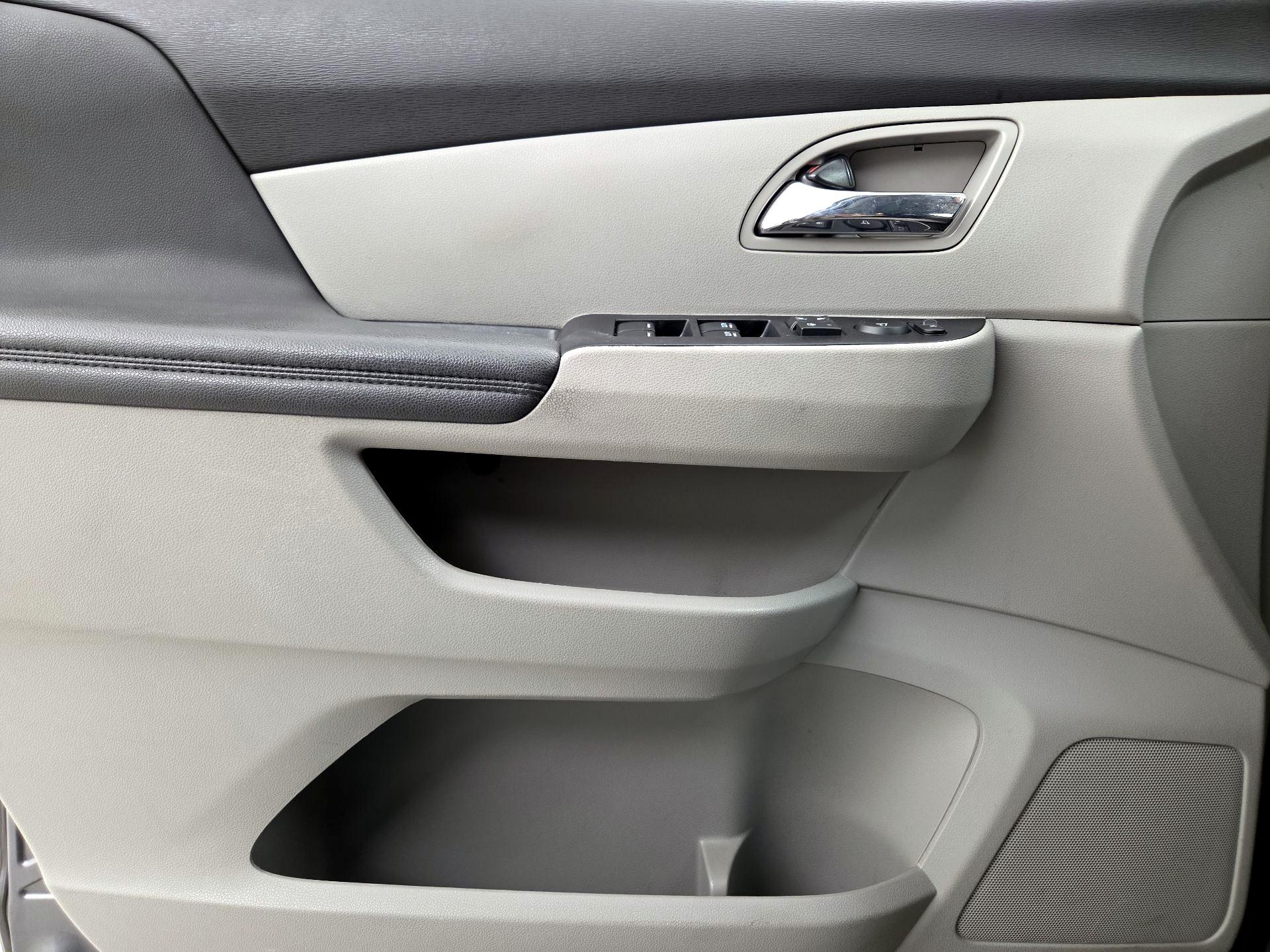 Thumbnail: 2014 Honda Odyssey - 12