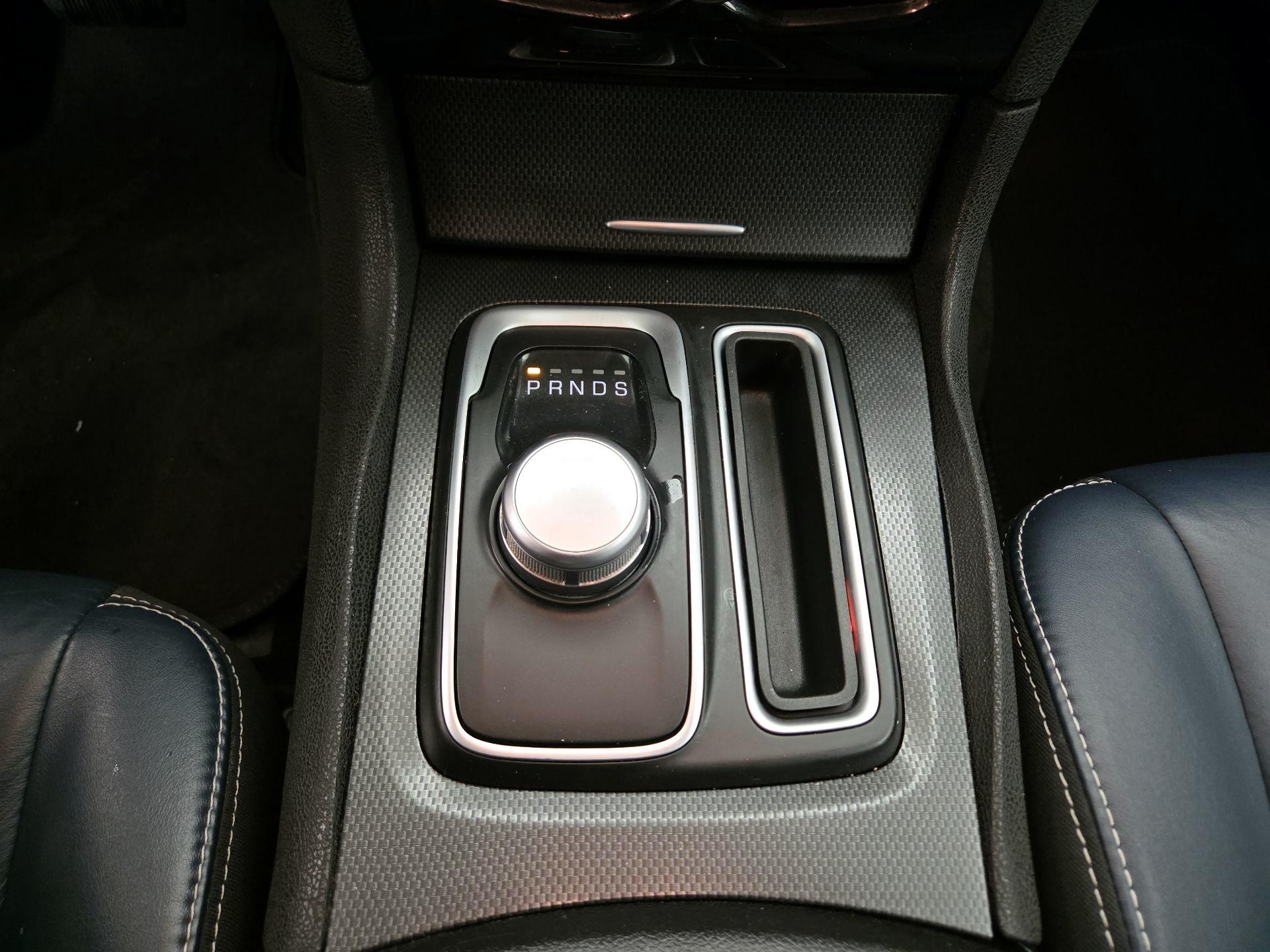 Thumbnail: 2016 Chrysler 300 - 17