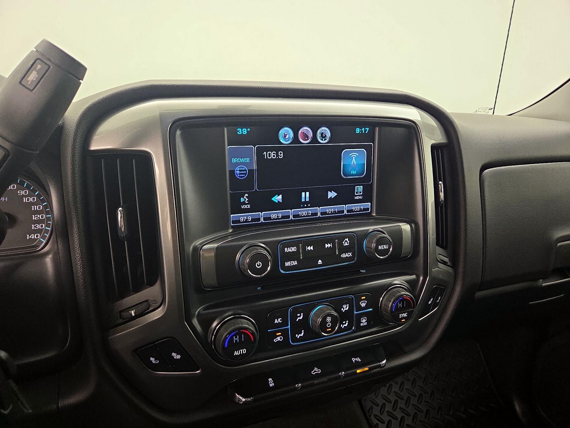 Thumbnail: 2015 Chevrolet Silverado 1500 - 16