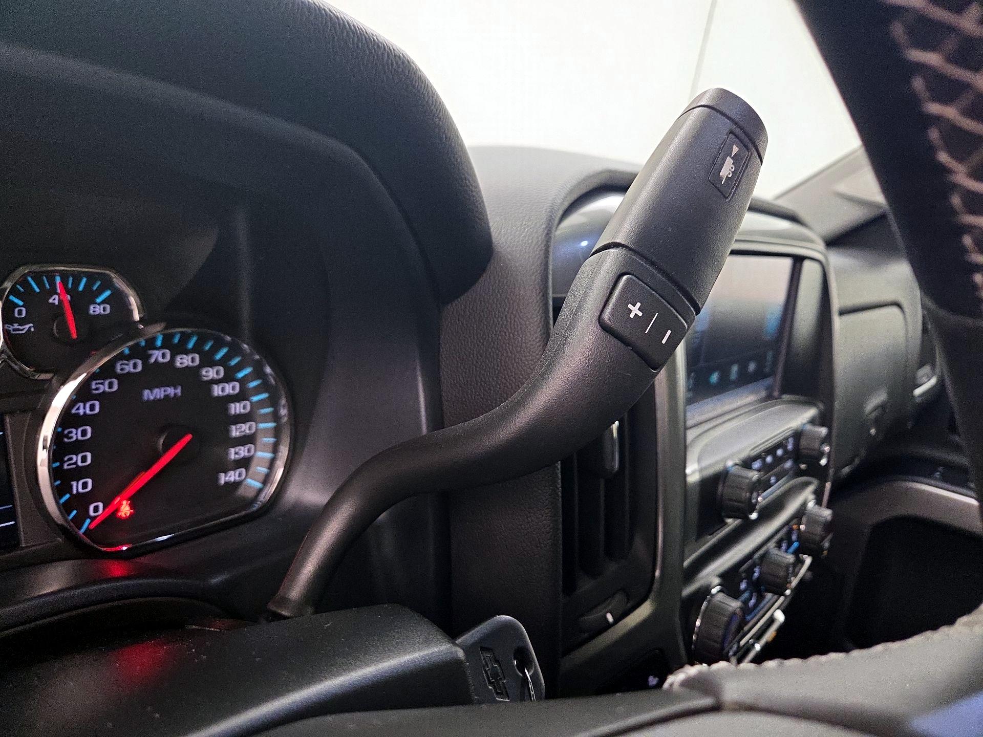 Thumbnail: 2015 Chevrolet Silverado 1500 - 18