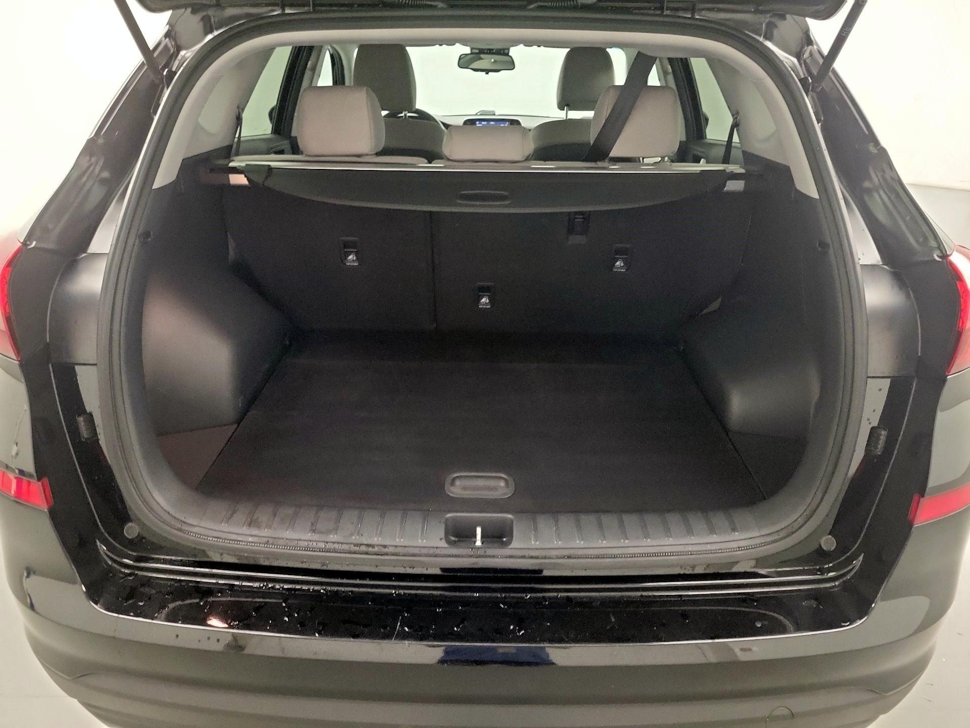 Thumbnail: 2020 Hyundai Tucson - 18