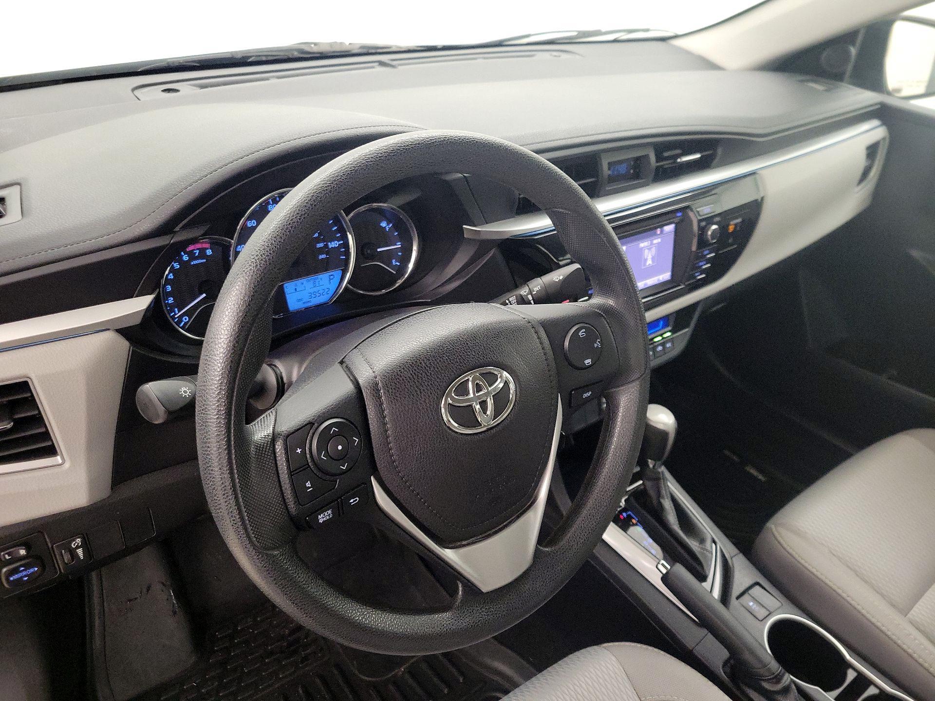 Thumbnail: 2016 Toyota Corolla - 9