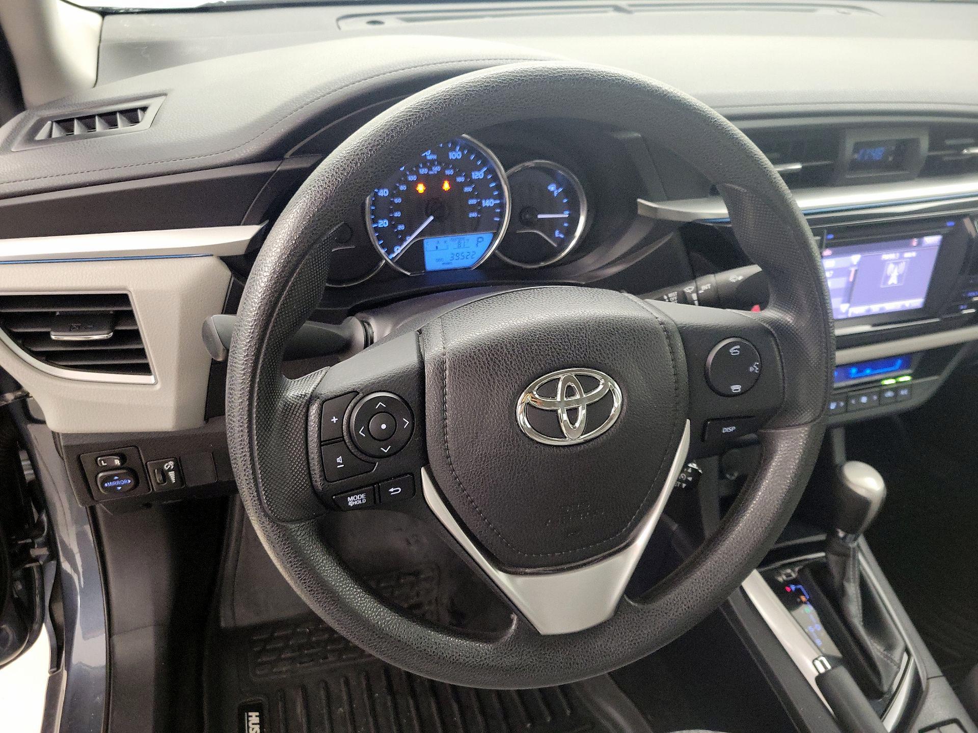 Thumbnail: 2016 Toyota Corolla - 10
