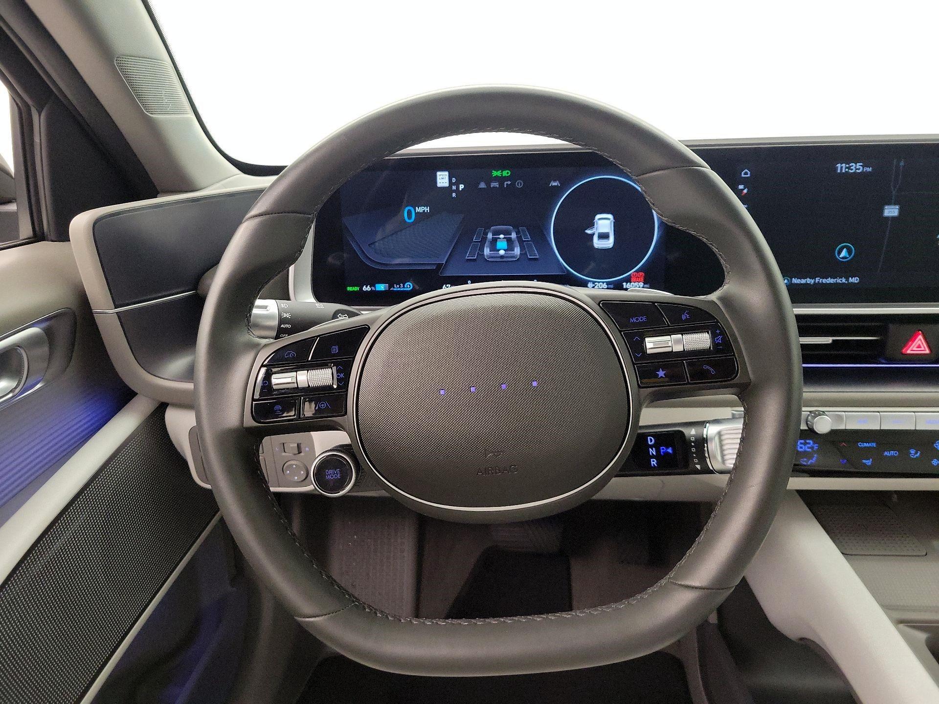 Thumbnail: 2023 Hyundai Ioniq 6 - 10