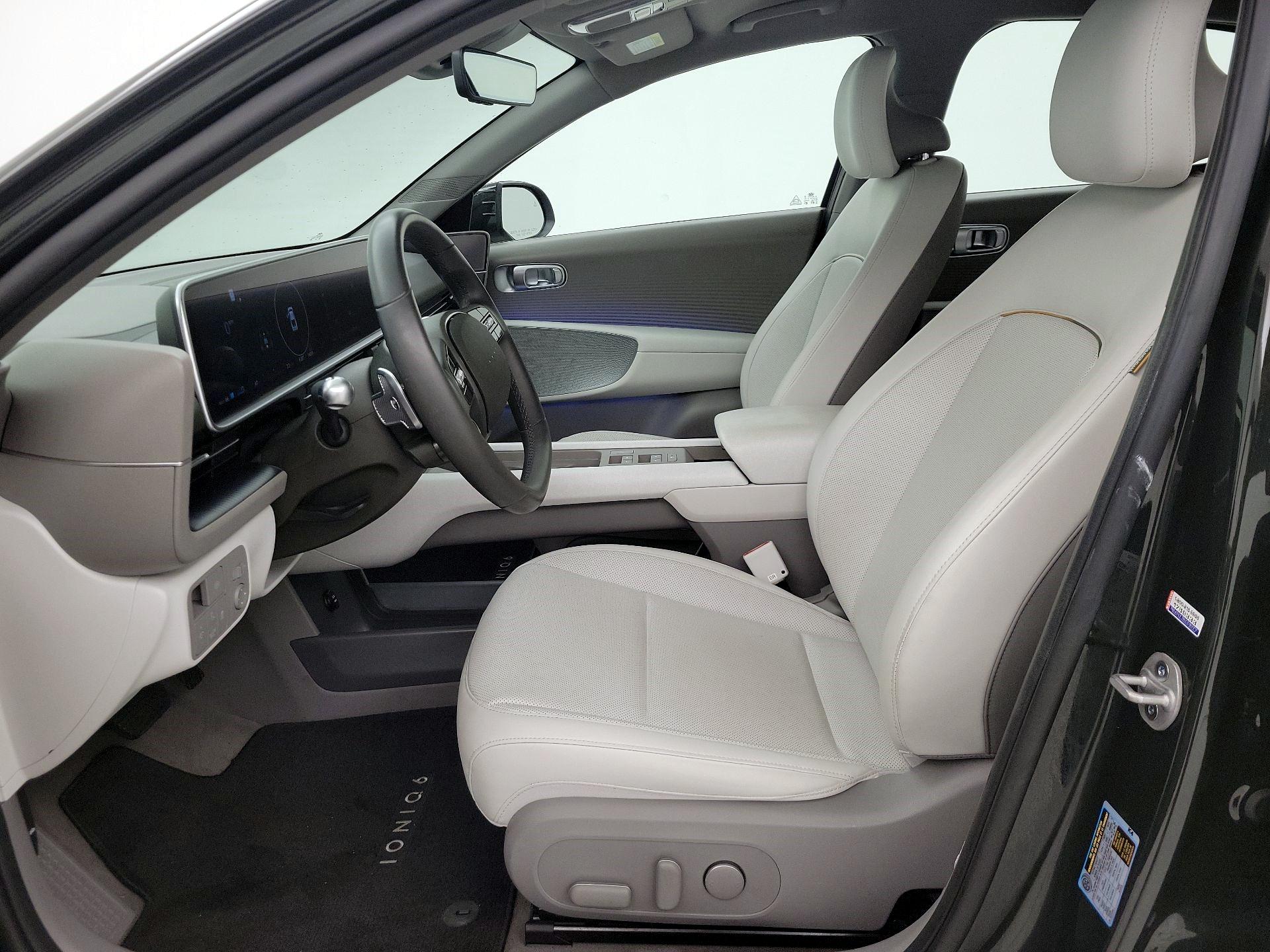 Thumbnail: 2023 Hyundai Ioniq 6 - 11