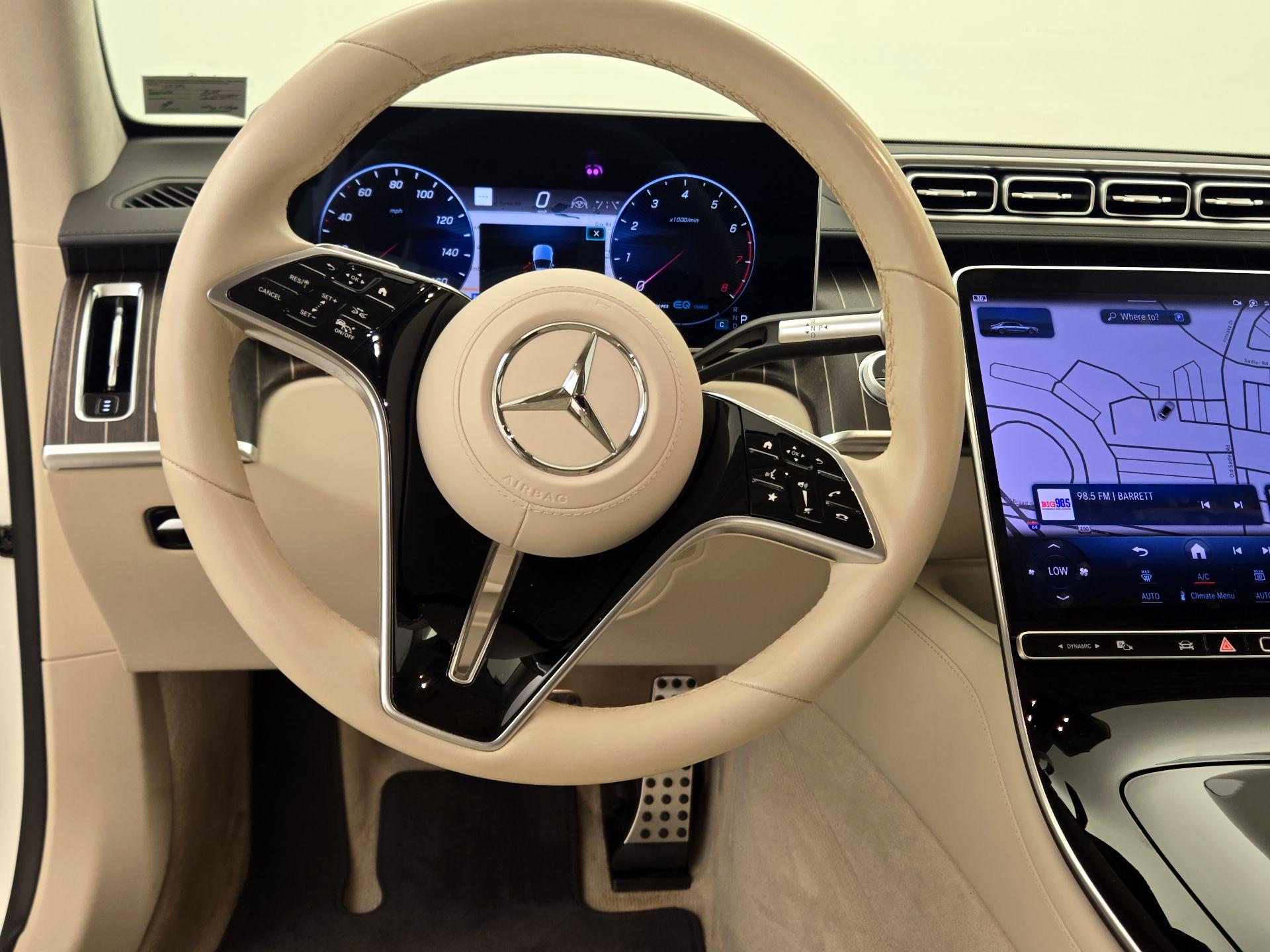 Thumbnail: 2022 Mercedes-Benz S-Class - 10
