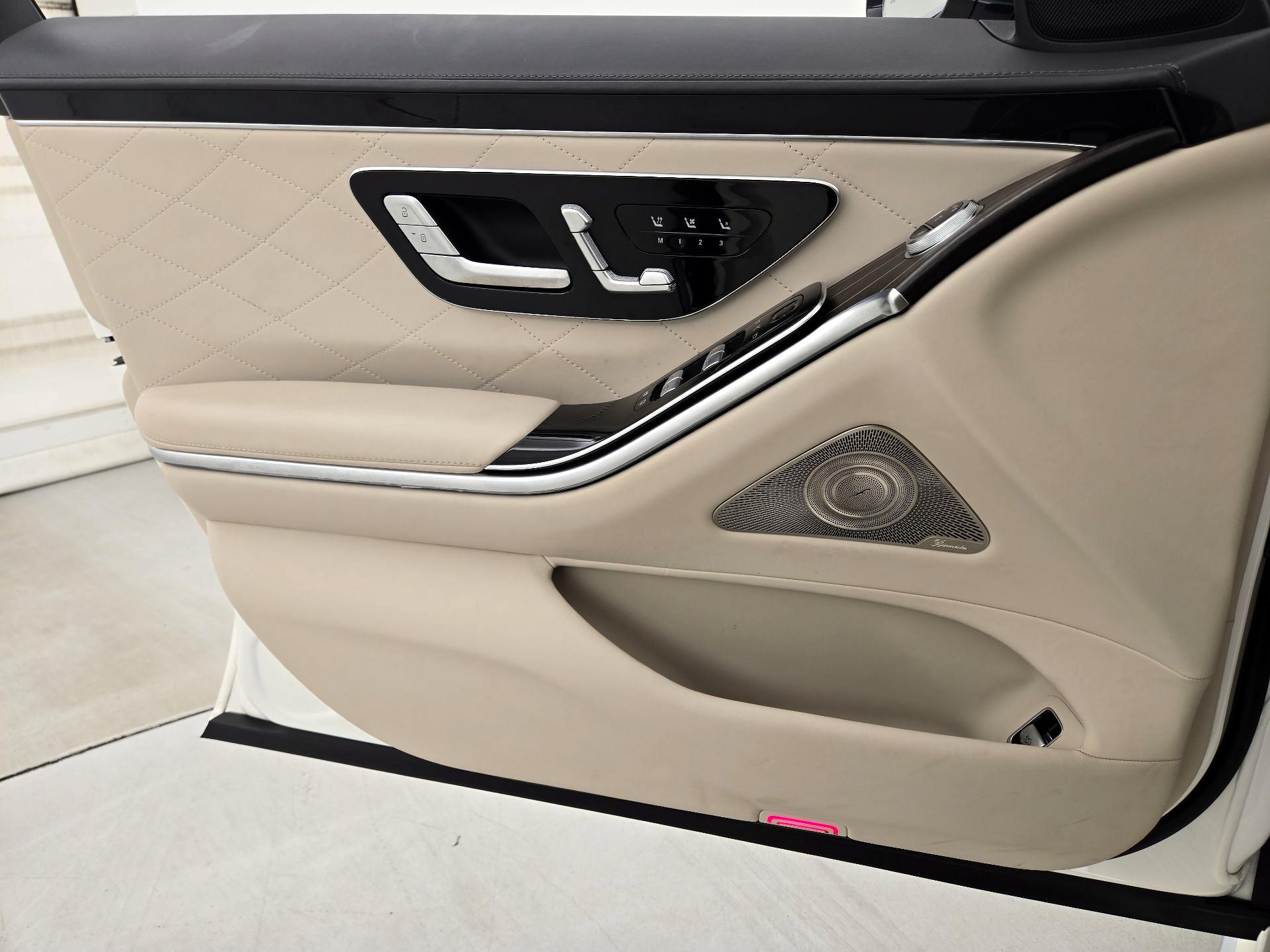 Thumbnail: 2022 Mercedes-Benz S-Class - 12